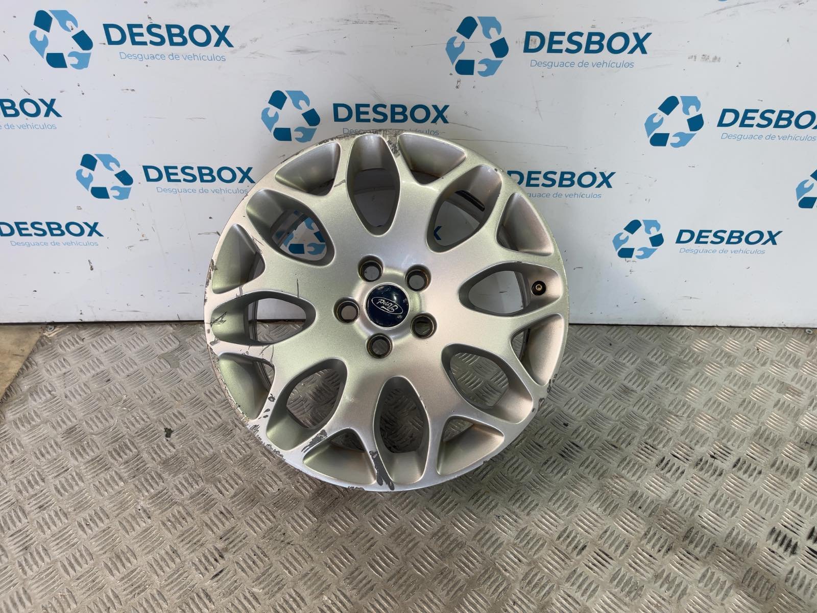 JUEGO LLANTAS FORD FOCUS BERLINA (CAP) - recambio desguace - vista 4