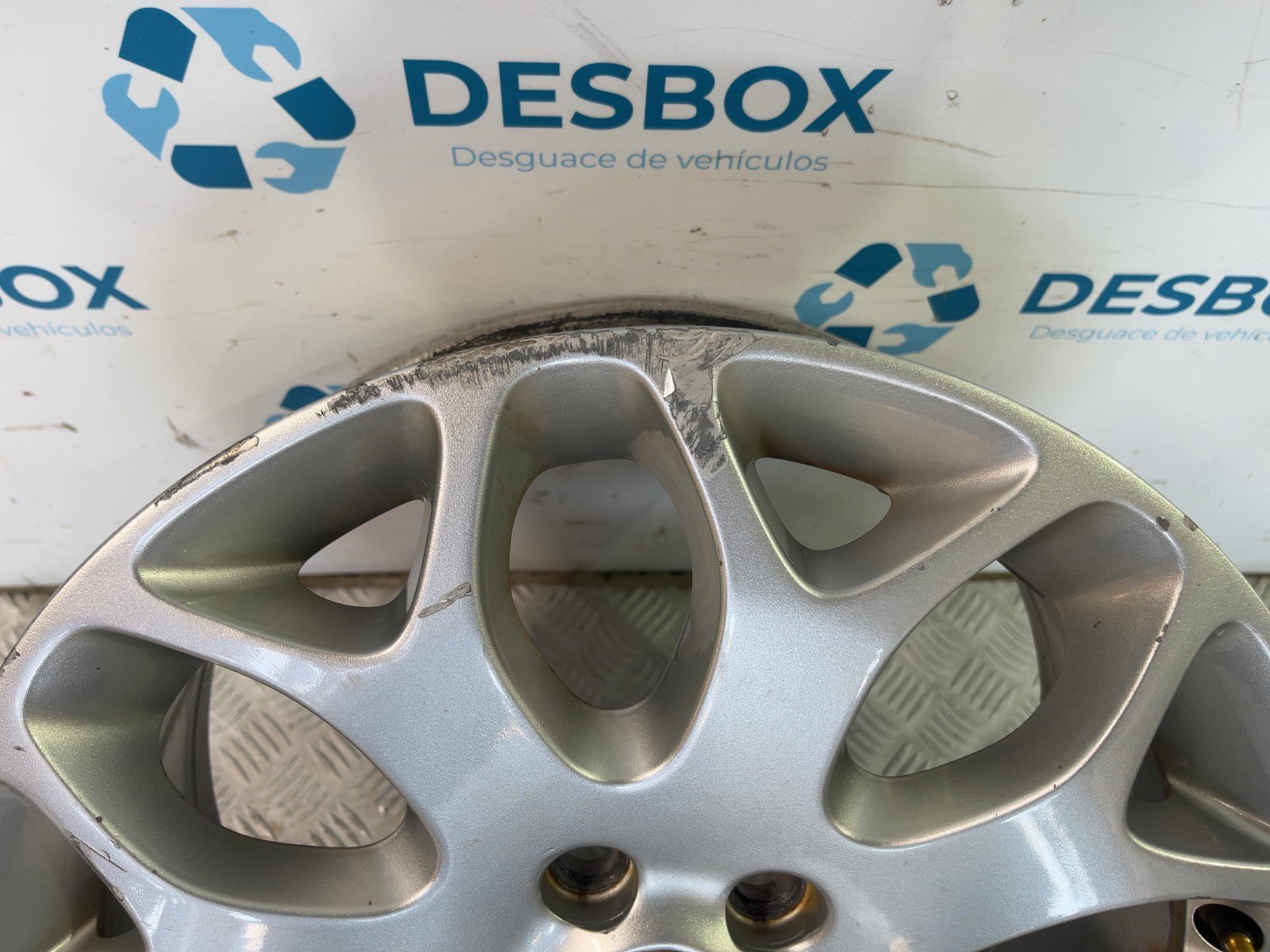 JUEGO LLANTAS FORD FOCUS BERLINA (CAP) - recambio desguace - vista 7