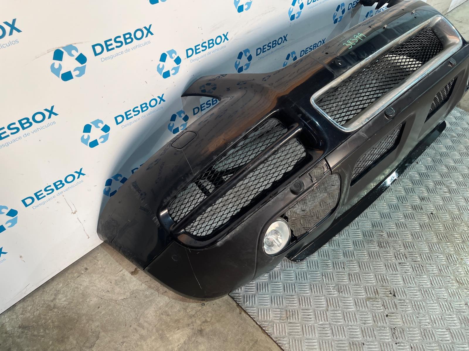 Recambio de PARAGOLPES DELANTERO para VOLKSWAGEN TOUAREG (7LA) 5.0 V10 AYH - NEGRO 4