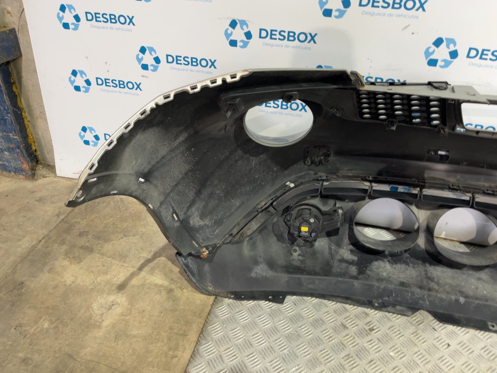 Recambio de PARAGOLPES DELANTERO para NISSAN JUKE (F15) 1.6 HR16DE - GRIS 8