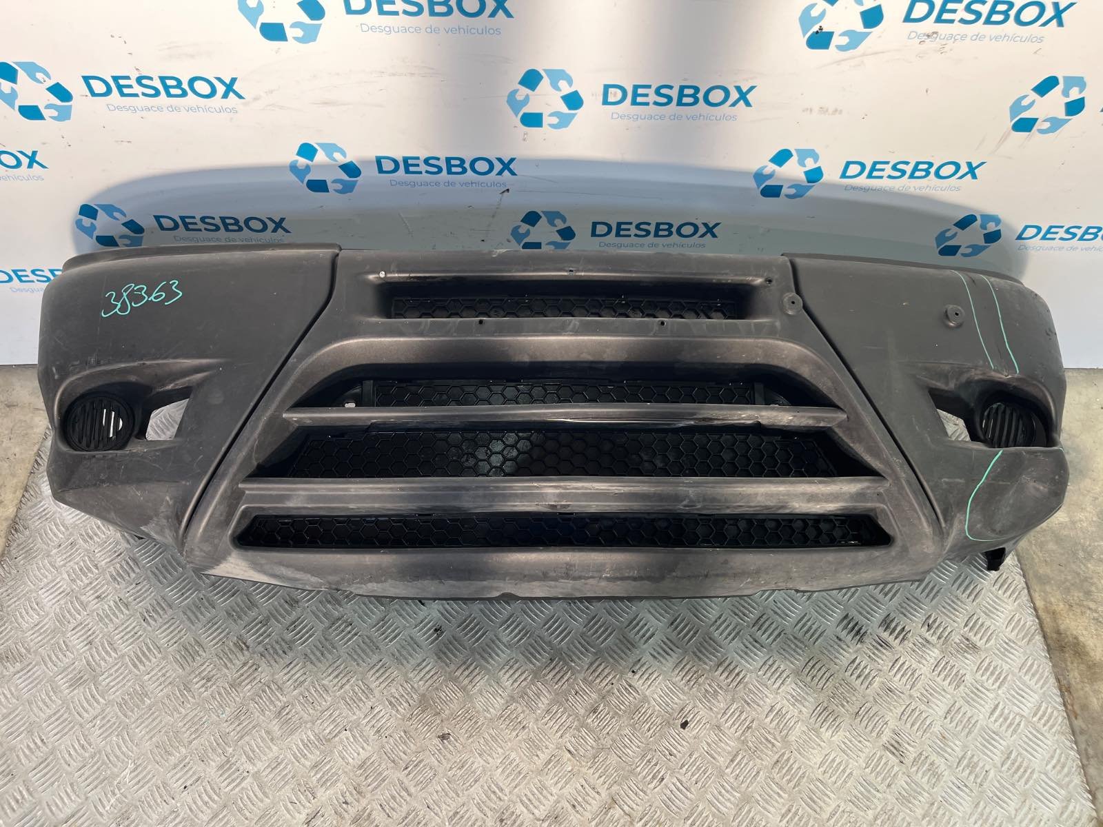 PARAGOLPES DELANTERO PIAGGIO (VESPA) PORTER Caja/Chasis - recambio desguace