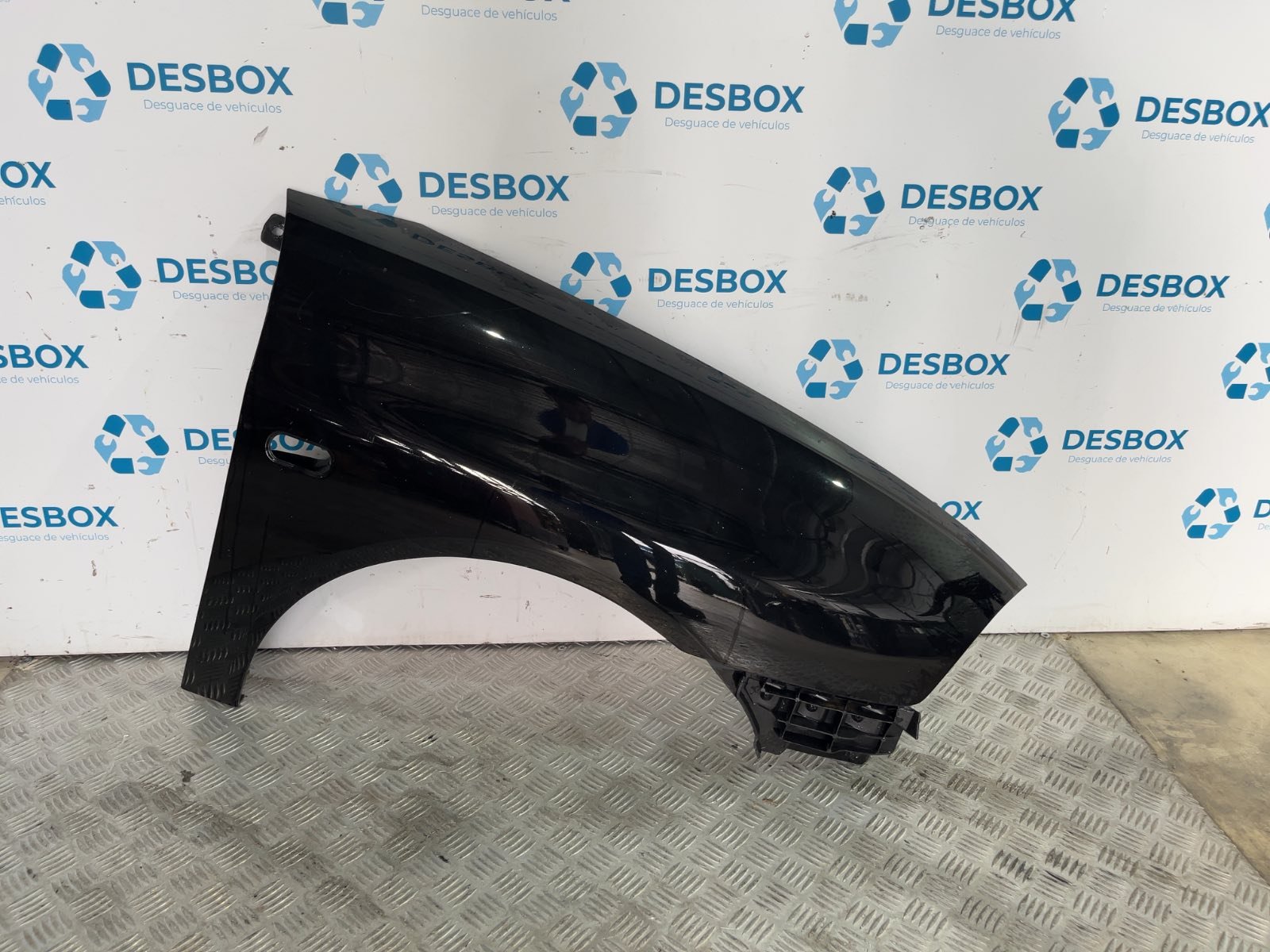 ALETA DELANTERA DERECHA SEAT IBIZA (6L1) - recambio desguace