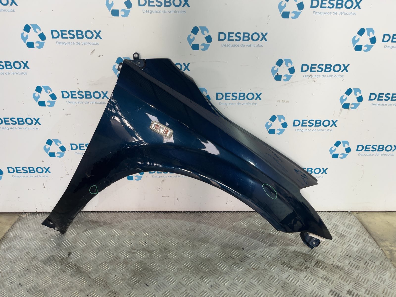 ALETA DELANTERA DERECHA NISSAN MURANO (Z50) - recambio desguace