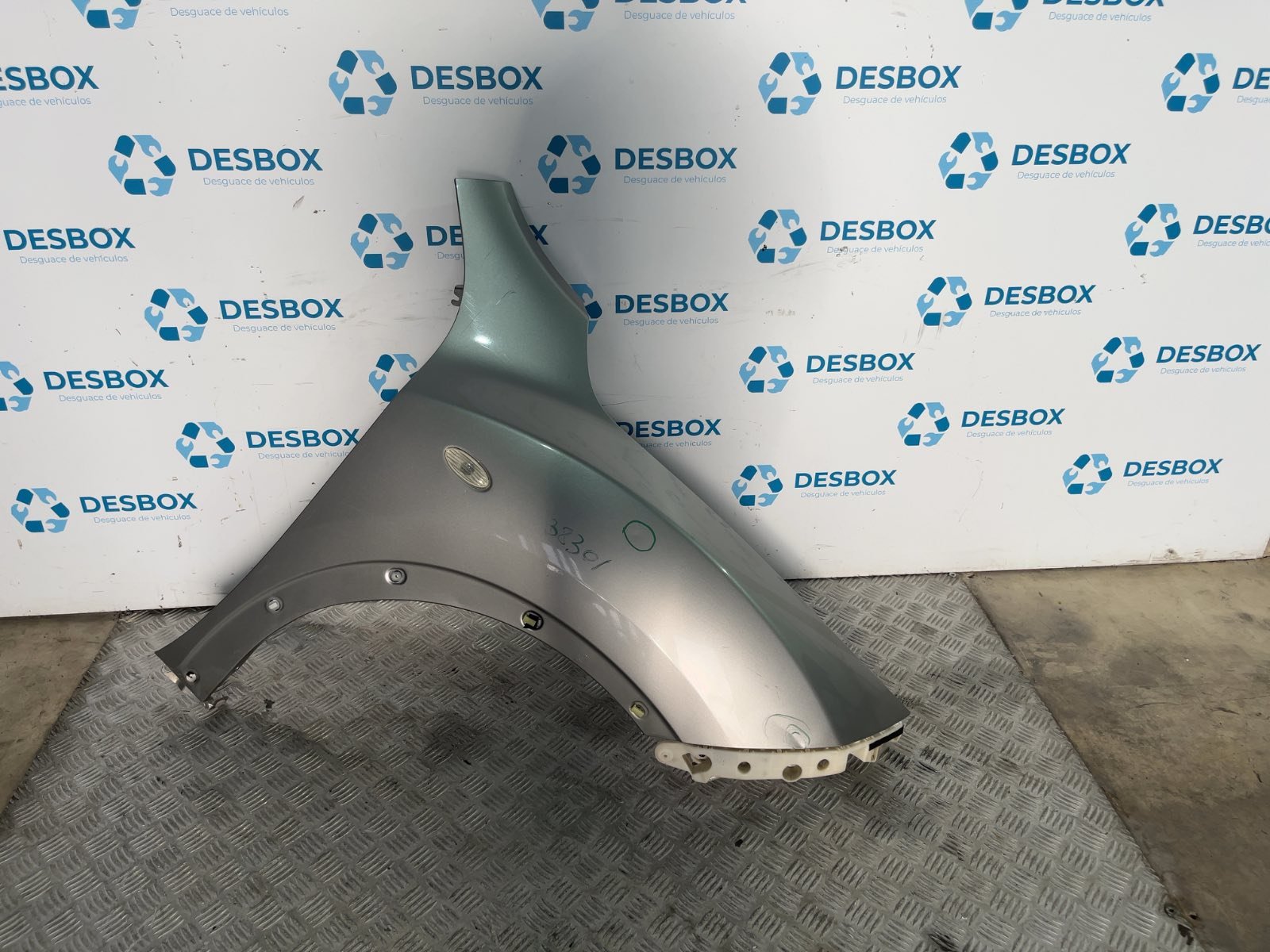 ALETA DELANTERA DERECHA NISSAN JUKE (F15) - recambio desguace
