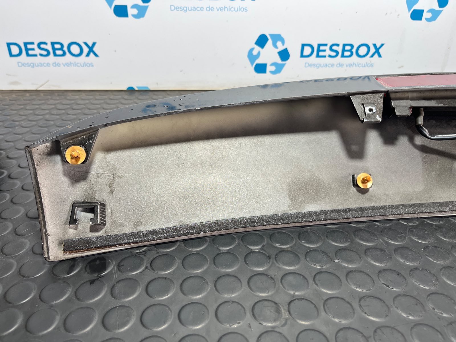 ALERON TRASERO SEAT IBIZA (6L1) - recambio desguace - vista 3