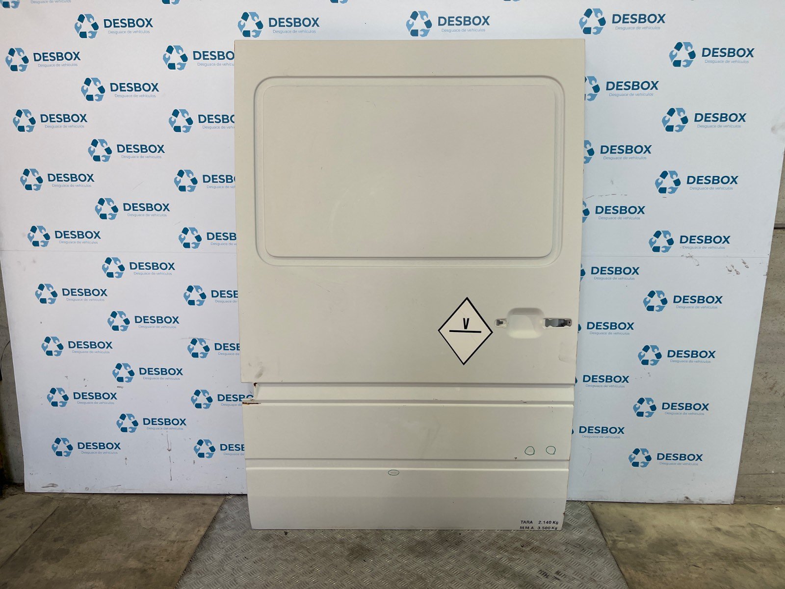 PUERTA LATERAL CORREDERA DERECHA VOLKSWAGEN LT CAJA CERRADA / COMBI (MOD. 1997) - recambio desguace