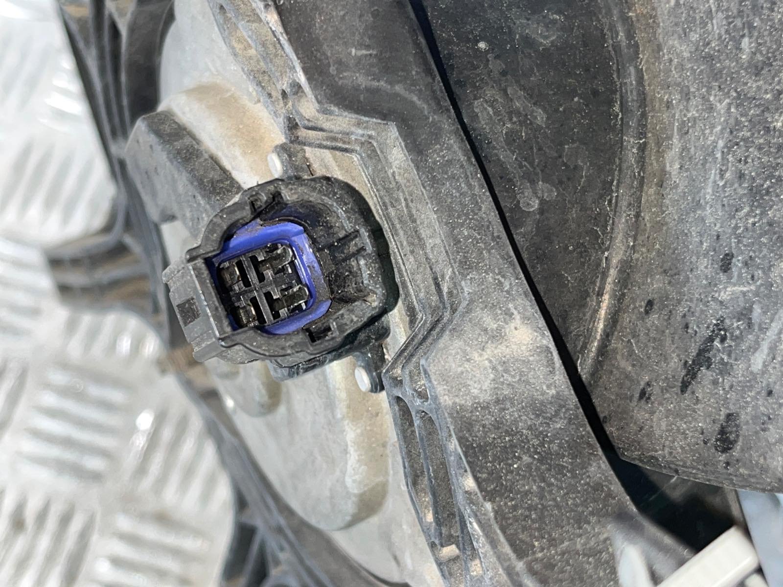 ELECTROVENTILADOR NISSAN MURANO (Z50) - recambio desguace - vista 2