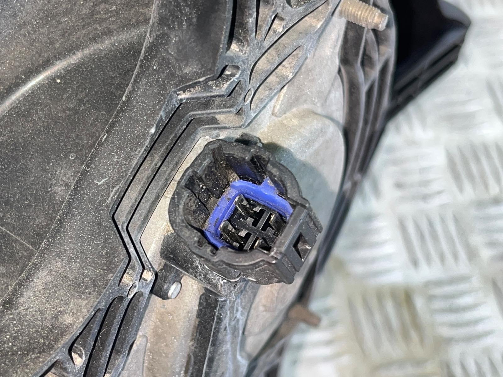ELECTROVENTILADOR NISSAN MURANO (Z50) - recambio desguace - vista 3
