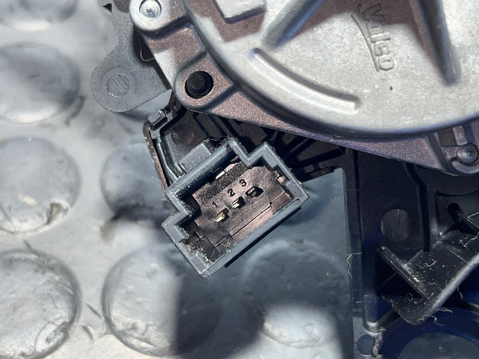 MOTOR LIMPIA TRASERO PEUGEOT 2008 I - recambio desguace - vista 4