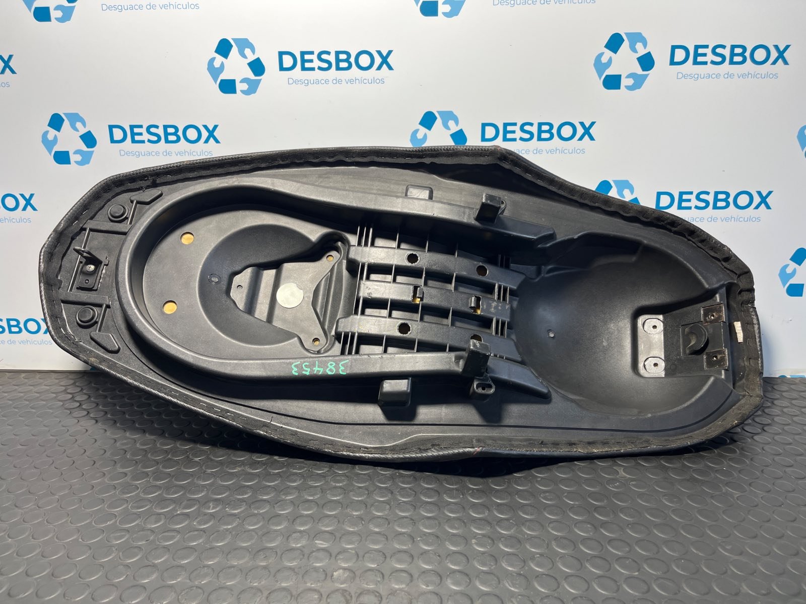 ASIENTO WOTTAN STORM - recambio desguace - vista 5