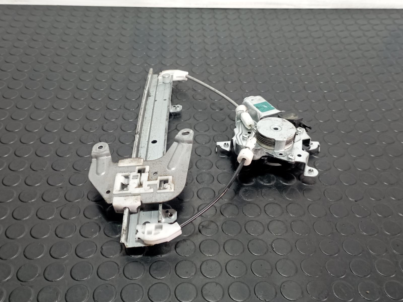 Recambio de ELEVALUNAS TRASERO DERECHO para NISSAN MURANO (Z50) * VQ35DE referencia OEM IAM 82720CA000  - AZUL 2