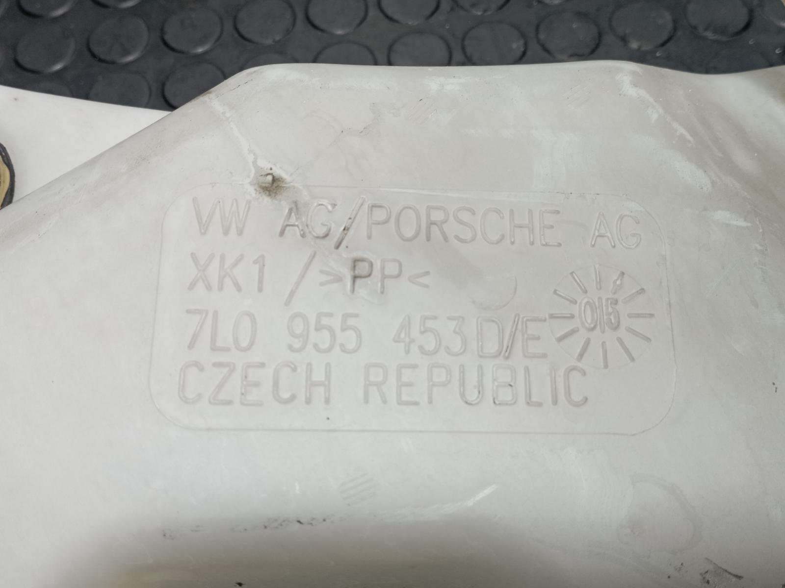 DEPOSITO LIMPIA VOLKSWAGEN TOUAREG (7LA) - recambio desguace - vista 3