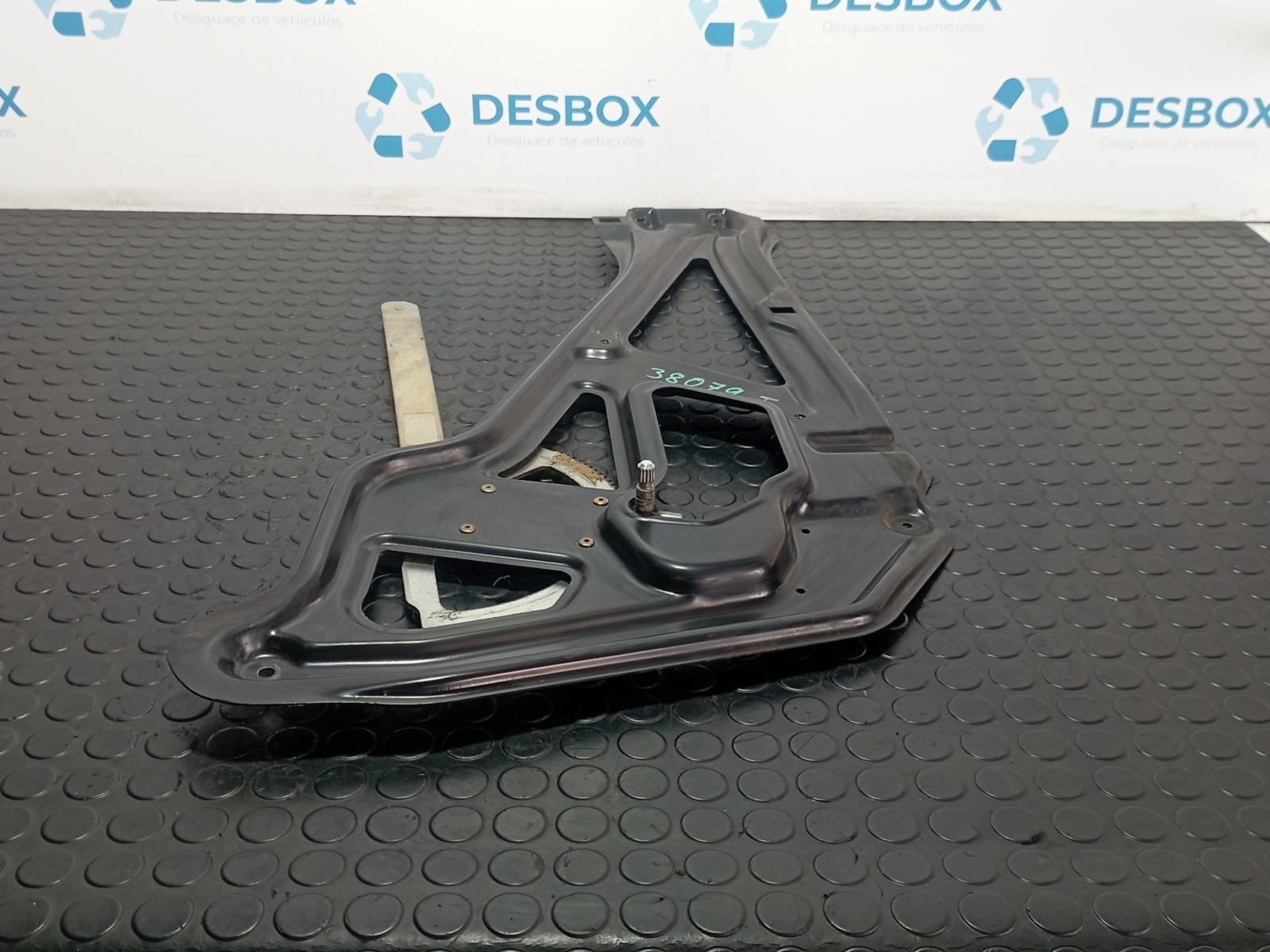 Recambio de ELEVALUNAS DELANTERO IZQUIERDO para VOLKSWAGEN LT CAJA CERRADA / COMBI (MOD. 1997) FURGON 2.8 TDI ATA referencia OEM IAM 2D0837501  - BLANCO 3