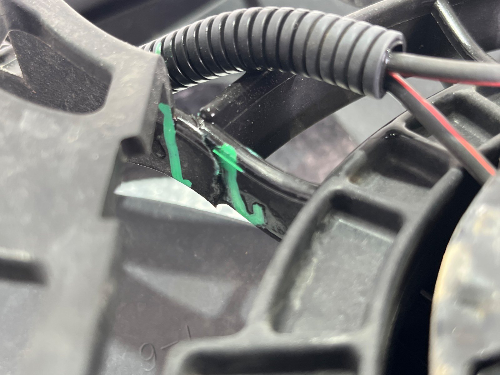 ELECTROVENTILADOR KIA CARENS  - recambio desguace - vista 5