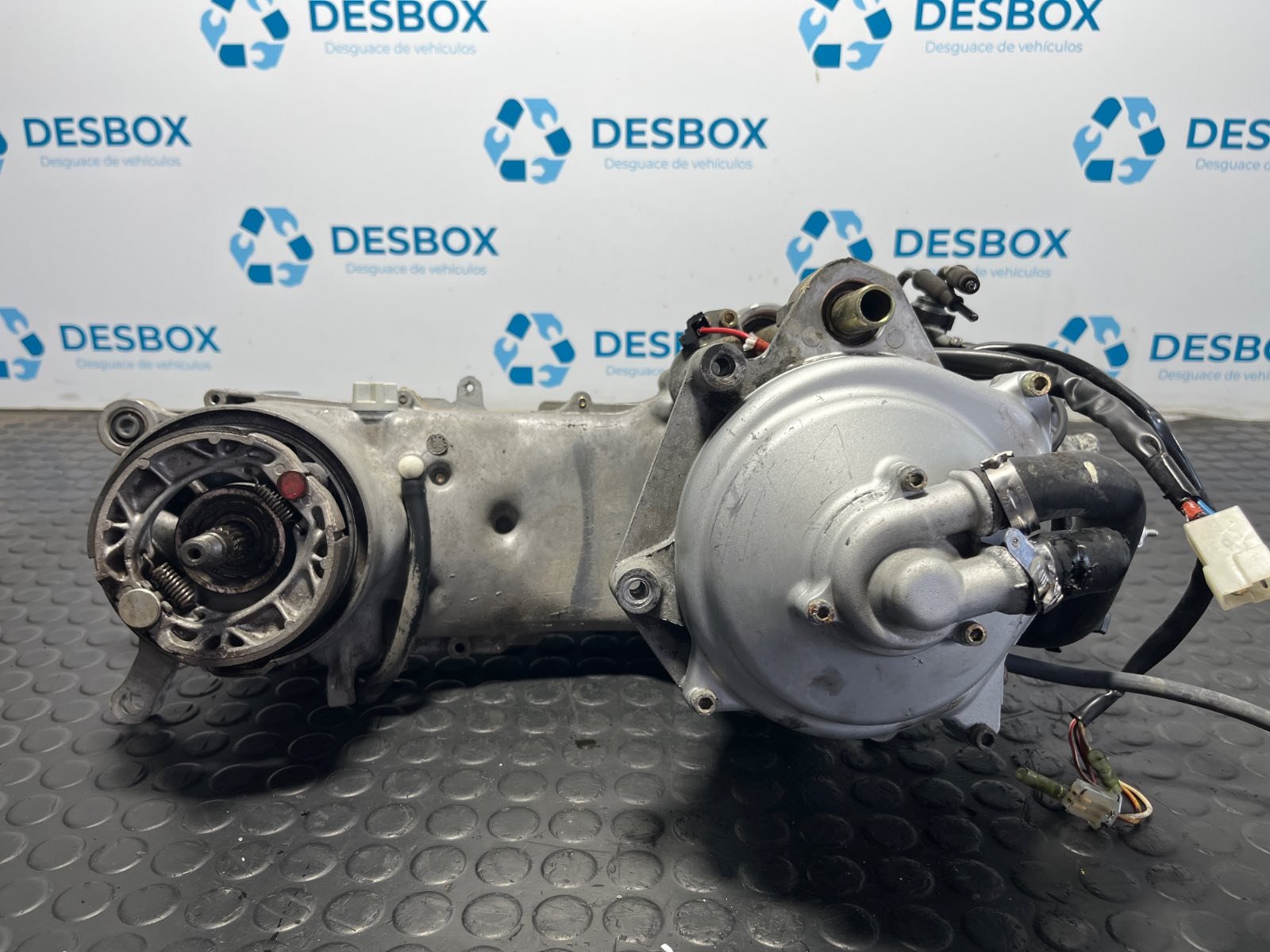 MOTOR  APRILIA SONIC - recambio desguace - vista 4