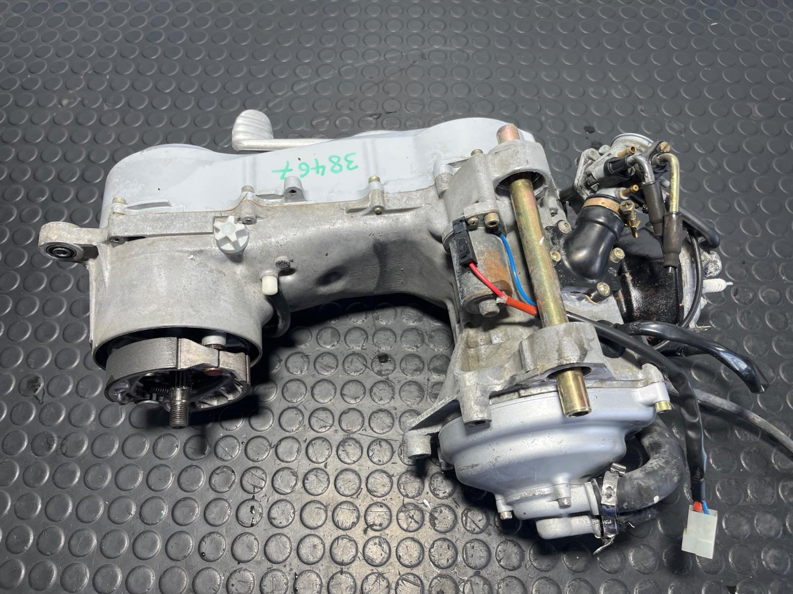 MOTOR  APRILIA SONIC - recambio desguace - vista 5