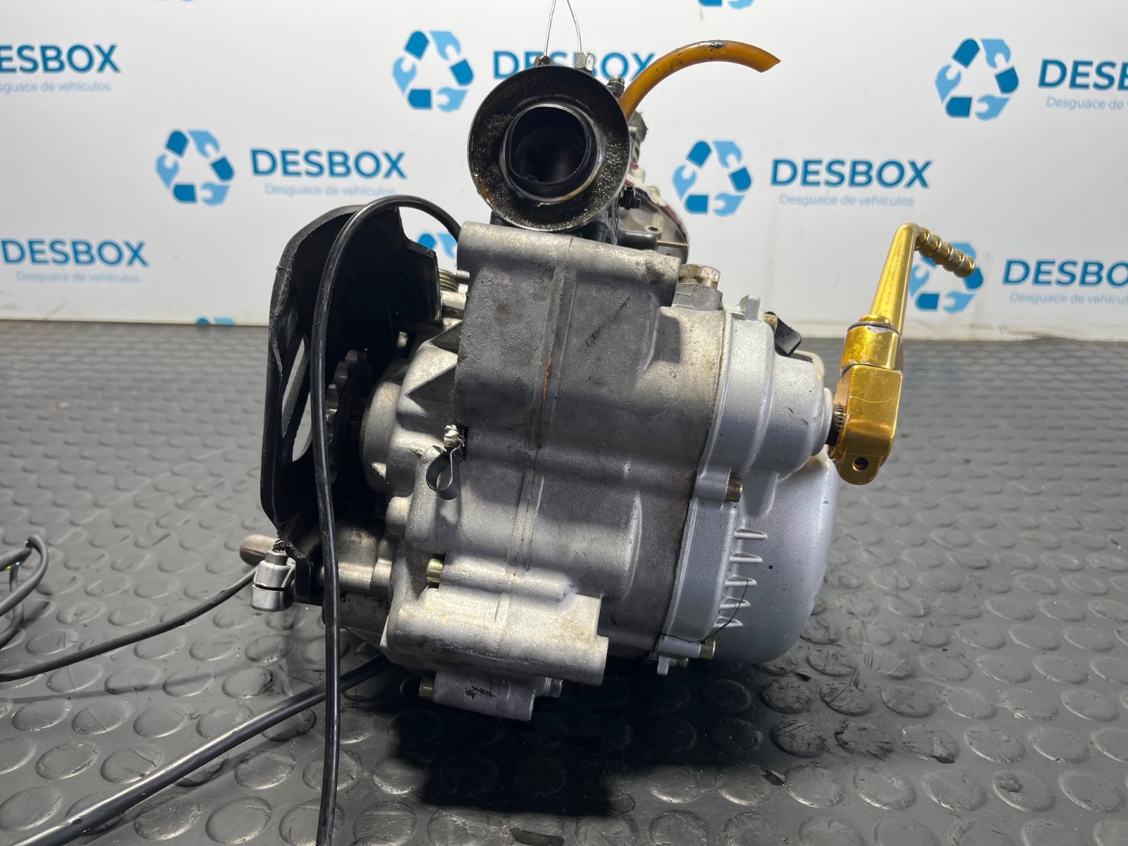 MOTOR  RIEJU MRX - recambio desguace - vista 3