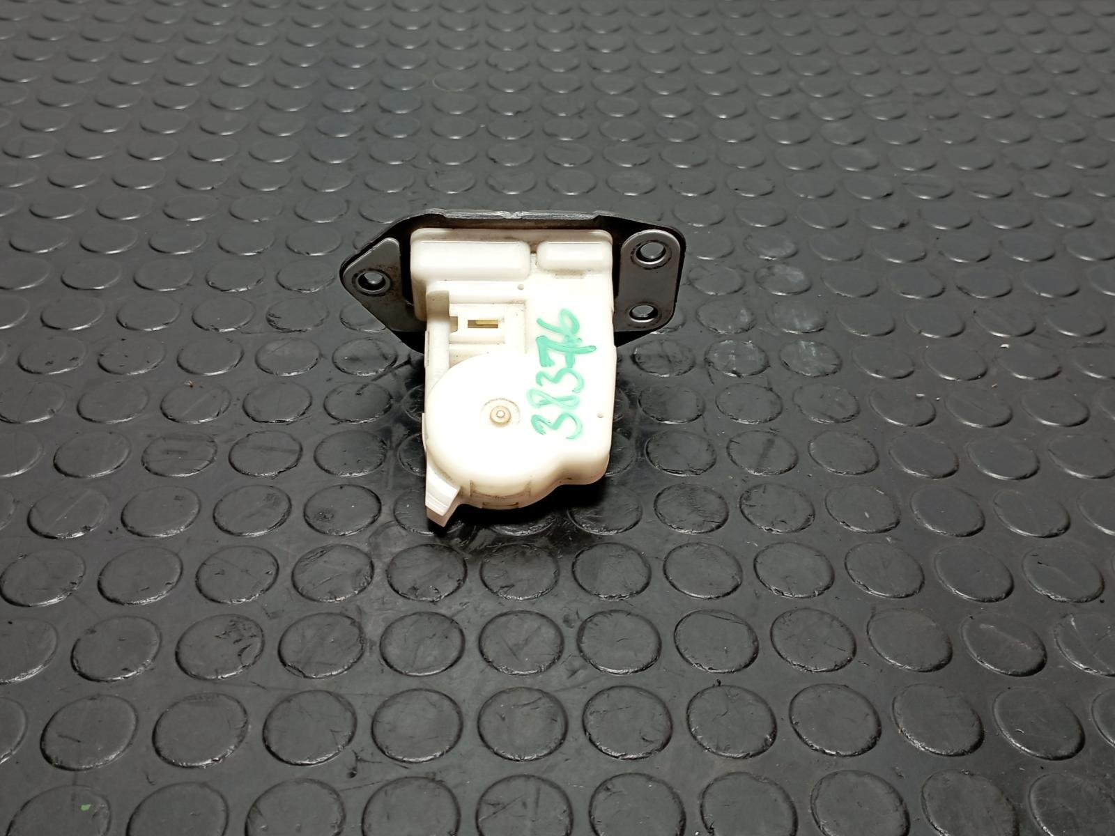 CERRADURA MALETERO / PORTON NISSAN MURANO (Z50) - recambio desguace - vista 3