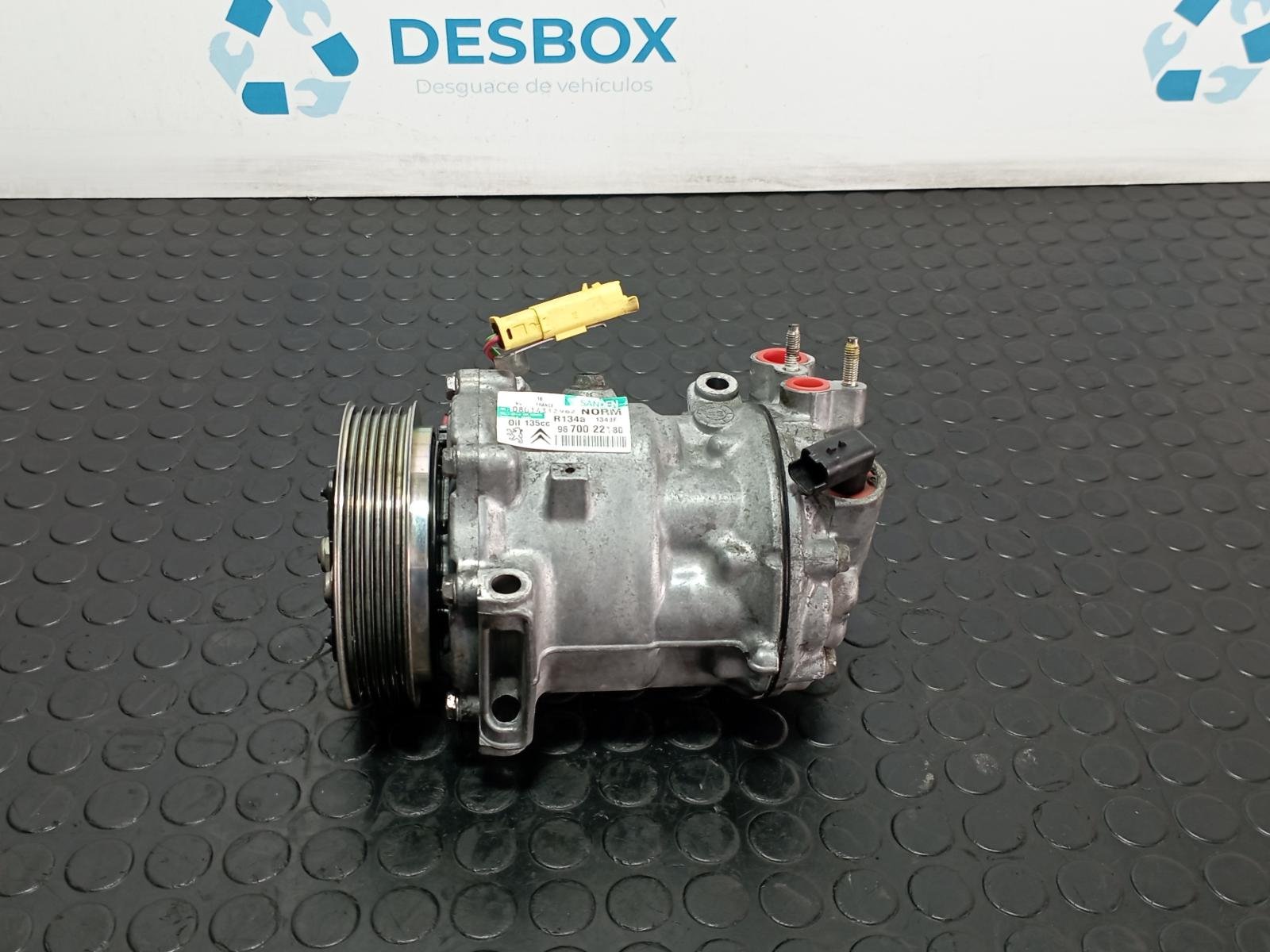 Recambio de COMPRESOR AIRE ACONDICIONADO para CITROEN C5 STATION WAGON 1.6 HDI 9HZ referencia OEM IAM 9670022180 - NEGRO 2