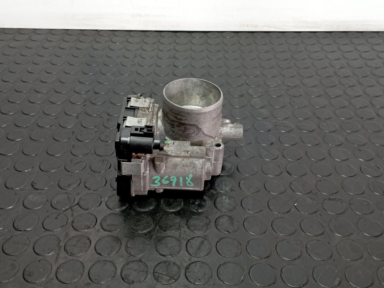 CAJA MARIPOSA SEAT IBIZA (6J5) - recambio desguace - vista 3