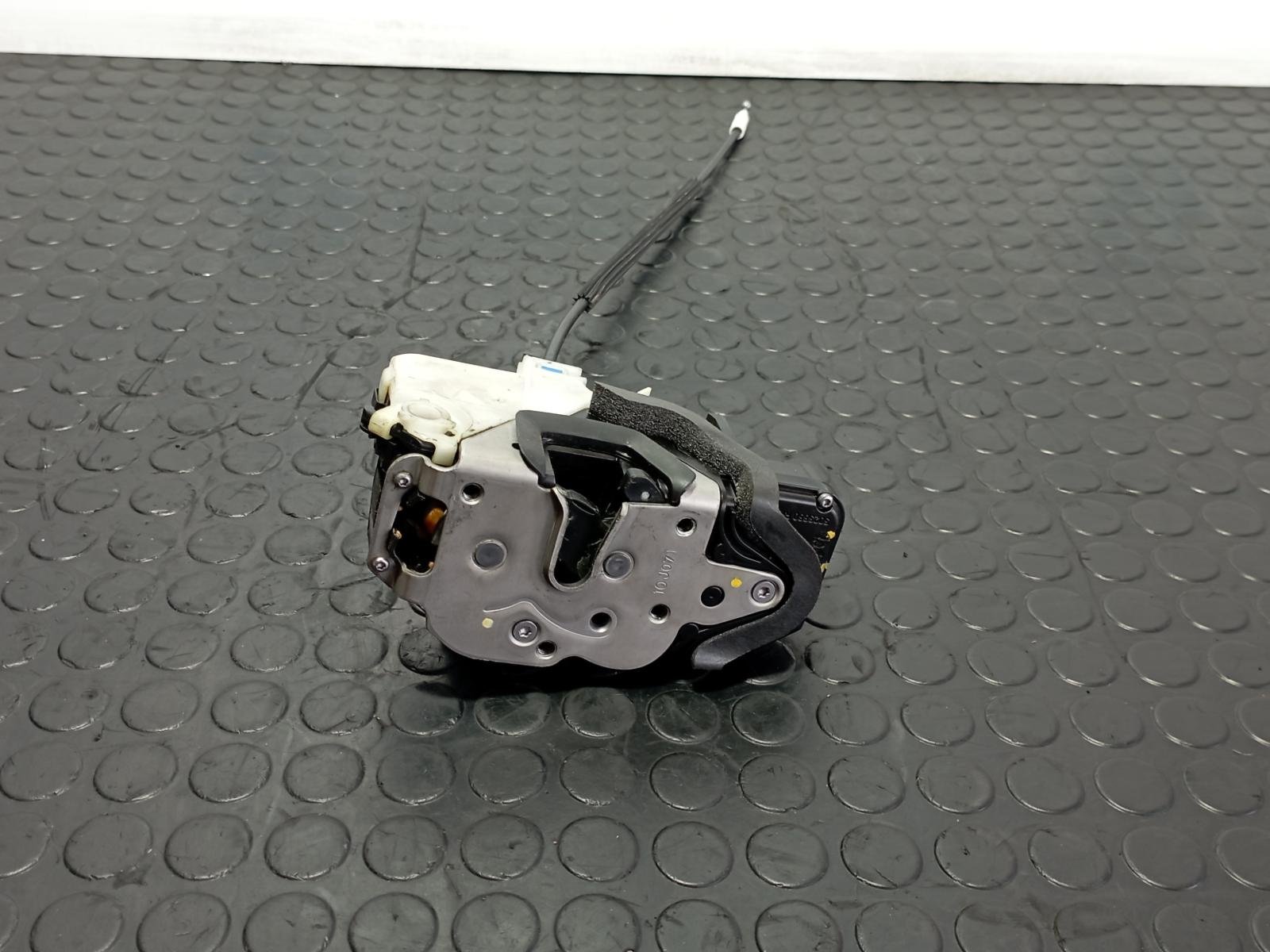 Recambio de CERRADURA PUERTA DELANTERA DERECHA para OPEL ASTRA J LIM. * D-A17DTR referencia OEM IAM 13579523  - NEGRO 3