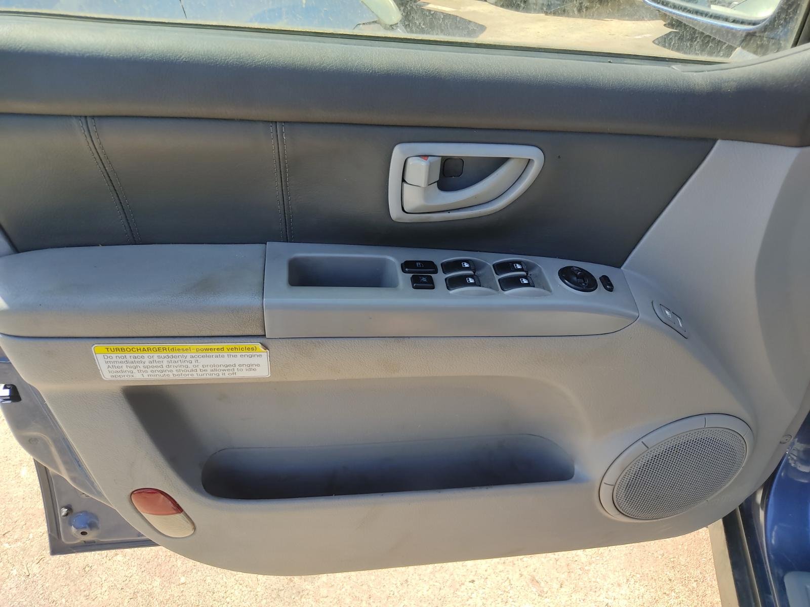 AMORTIGUADOR TRASERO IZQUIERDO KIA SORENTO I - recambio desguace - vista 4