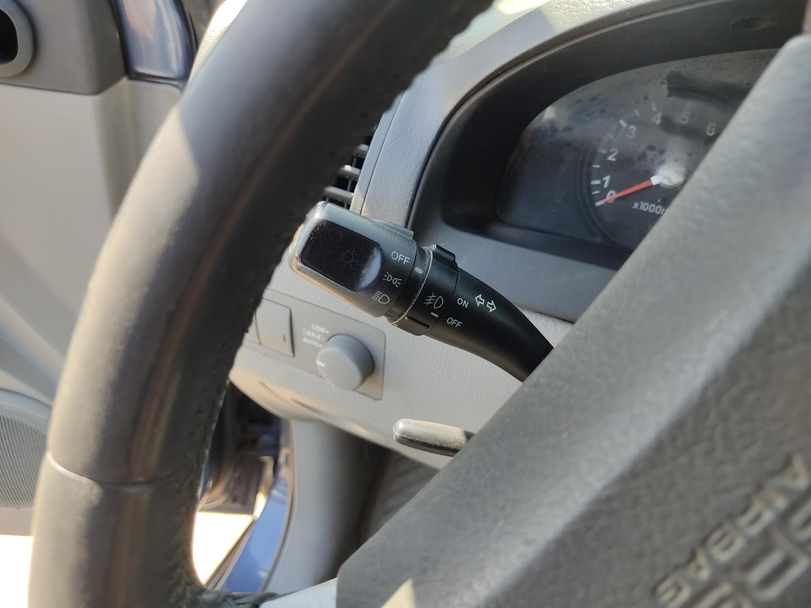 AMORTIGUADOR TRASERO IZQUIERDO KIA SORENTO I - recambio desguace - vista 6