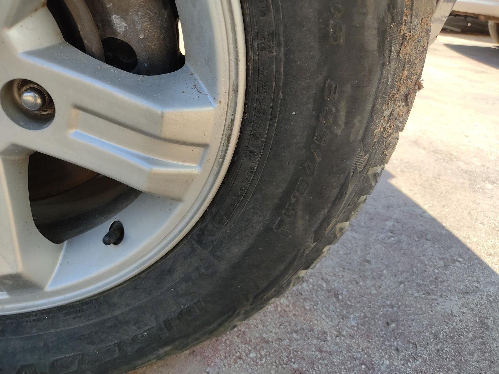 AMORTIGUADOR TRASERO IZQUIERDO KIA SORENTO I - recambio desguace - vista 16