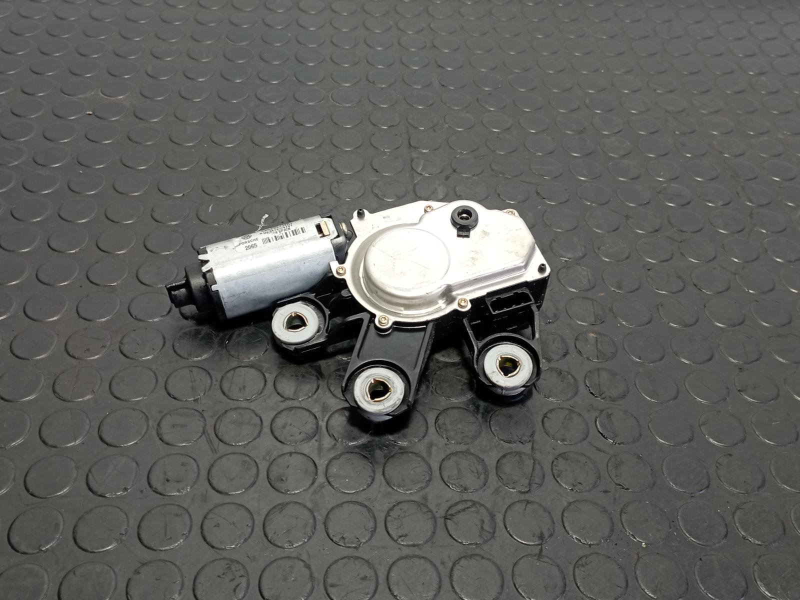 MOTOR LIMPIA TRASERO VOLKSWAGEN TOUAREG (7LA) - recambio desguace - vista 2