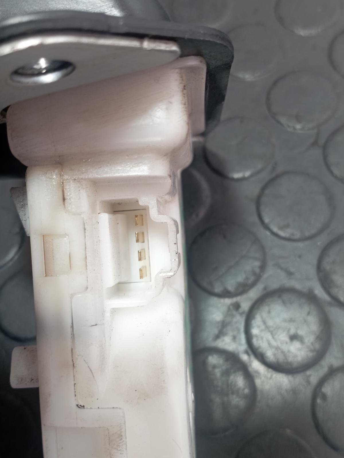 Recambio de CERRADURA MALETERO / PORTON para NISSAN JUKE (F15) 1.6 HR16DE referencia OEM IAM 905021BA0A - GRIS 4