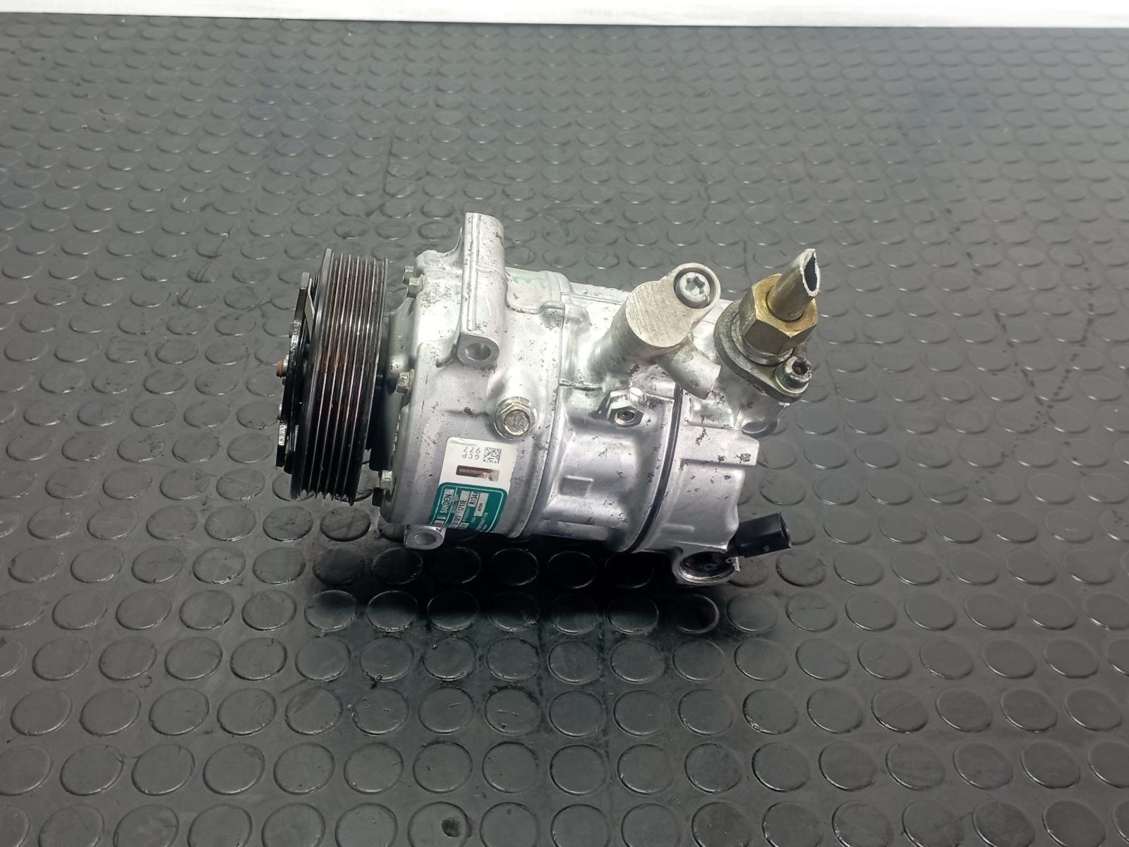 Recambio de COMPRESOR AIRE ACONDICIONADO para VOLKSWAGEN CADDY KA/KB (2K) 2.0 SDI BST referencia OEM IAM 8FK351316141 - AZUL 5