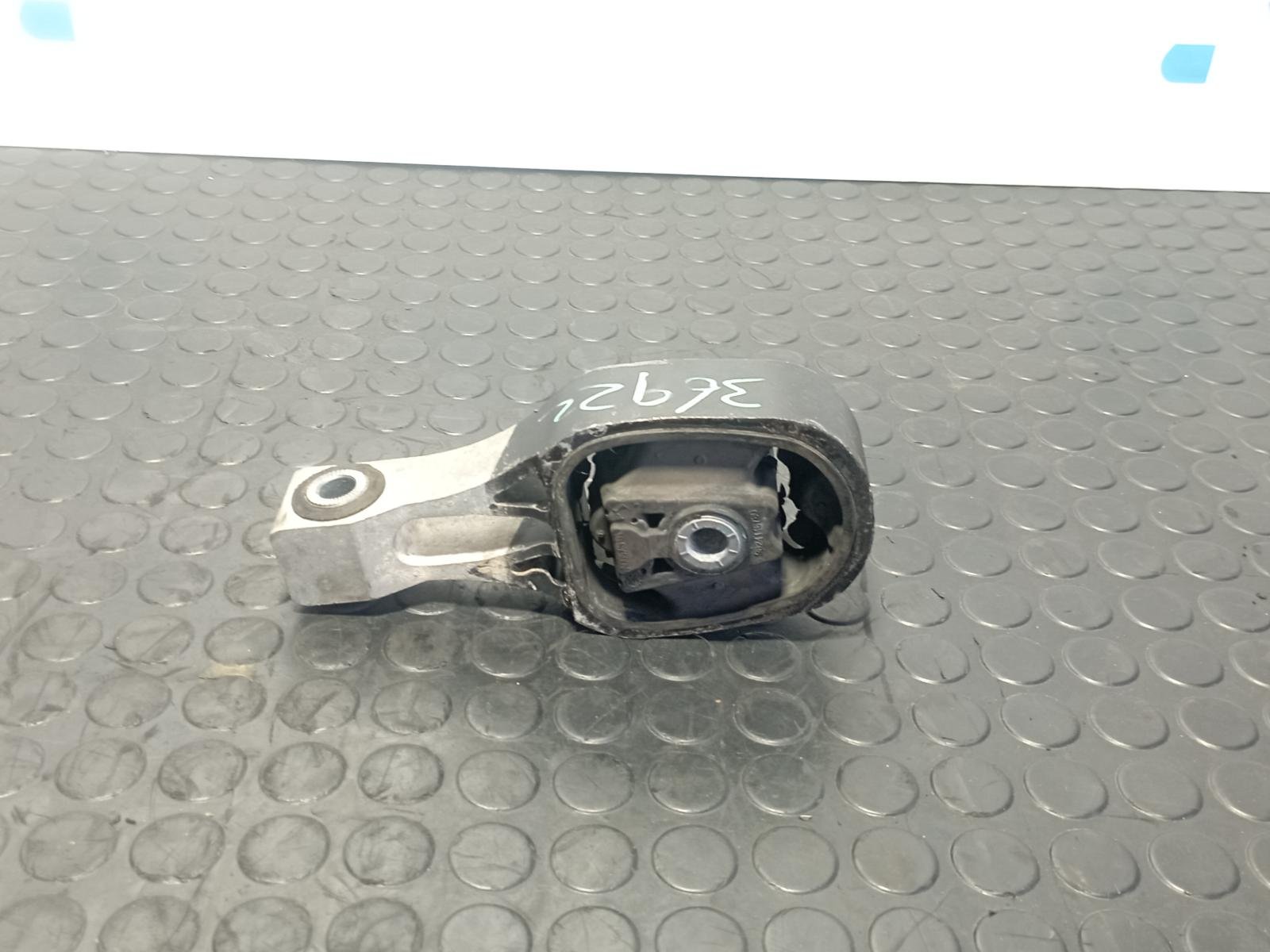 Recambio de SOPORTE MOTOR para PEUGEOT 2008 (--.2013->) 2008 ACTIVE PURETECH HN05 referencia OEM IAM 9824116780 - BLANCO 2