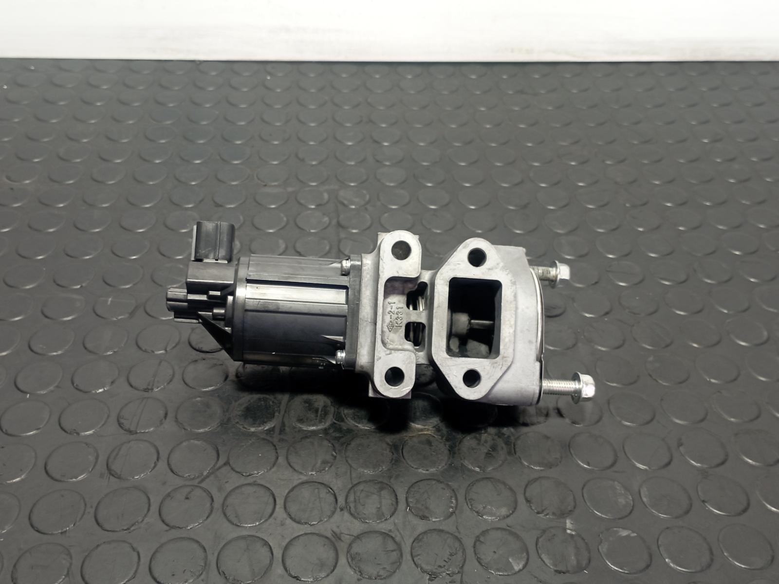 Recambio de VALVULA EGR para OPEL ASTRA J LIM. * D-A17DTR referencia OEM IAM K5T70380 - NEGRO 2