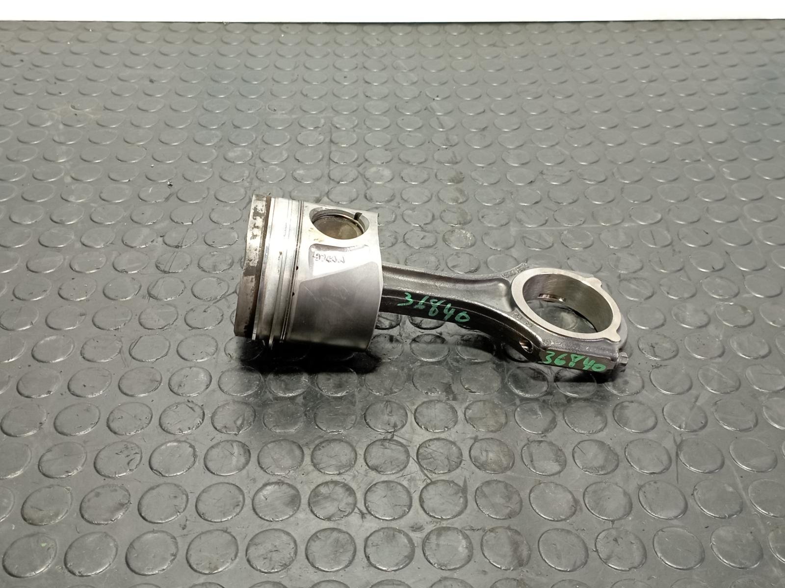 Recambio de PISTON para MERCEDES-BENZ CLASE A (W176) 2.2 651930 referencia OEM IAM 834AA - BLANCO 2