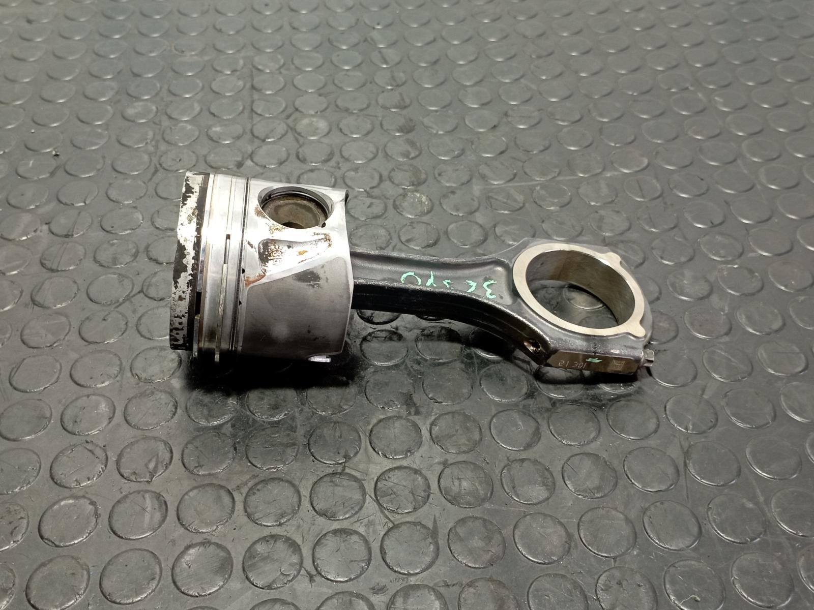 Recambio de PISTON para MERCEDES-BENZ CLASE A (W176) 2.2 651930 referencia OEM IAM 834AA - BLANCO 2