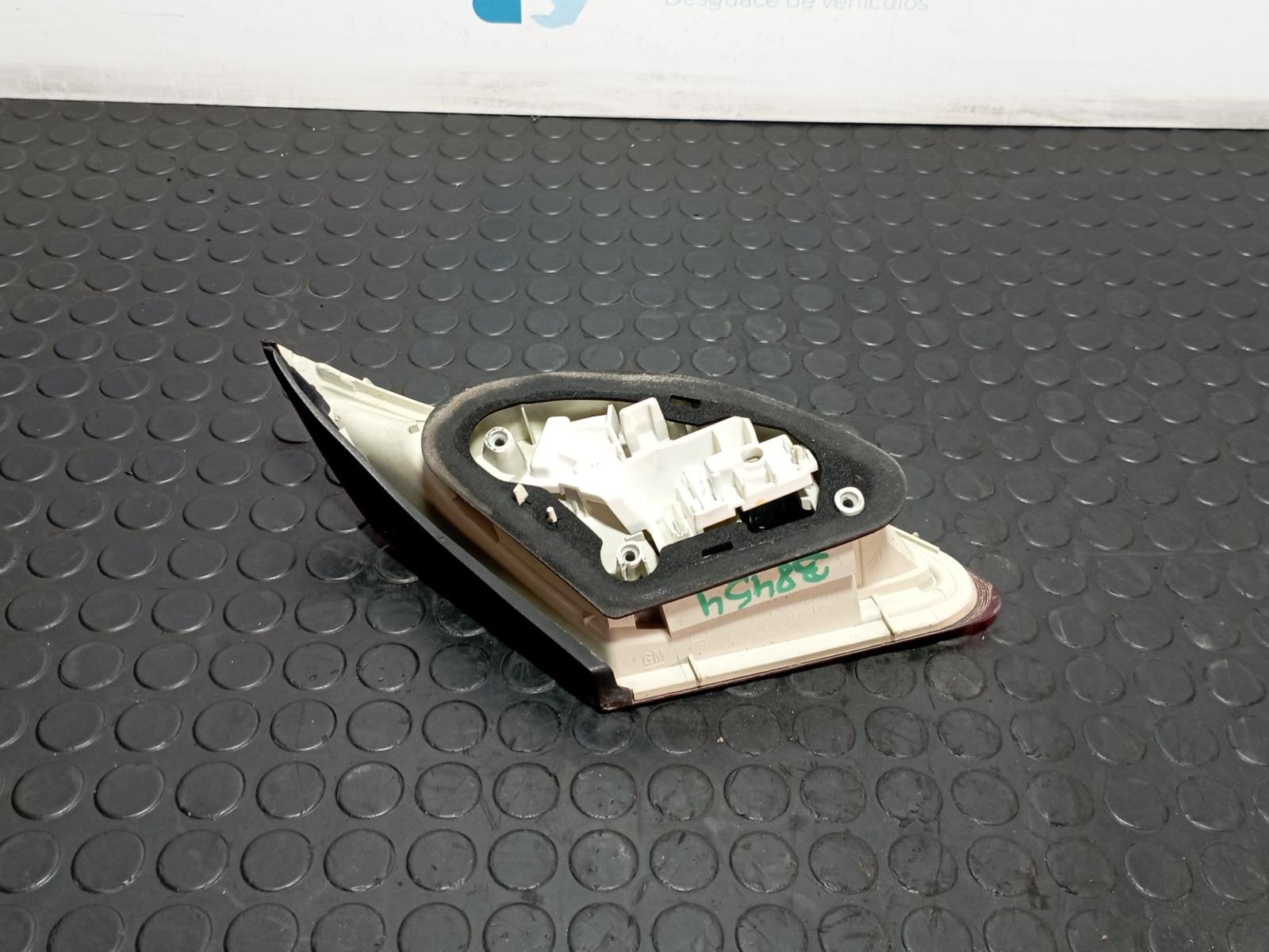 Recambio de PILOTO PORTON DERECHO para OPEL ASTRA J LIM. * D-A17DTR referencia OEM IAM 13306456 - NEGRO 3