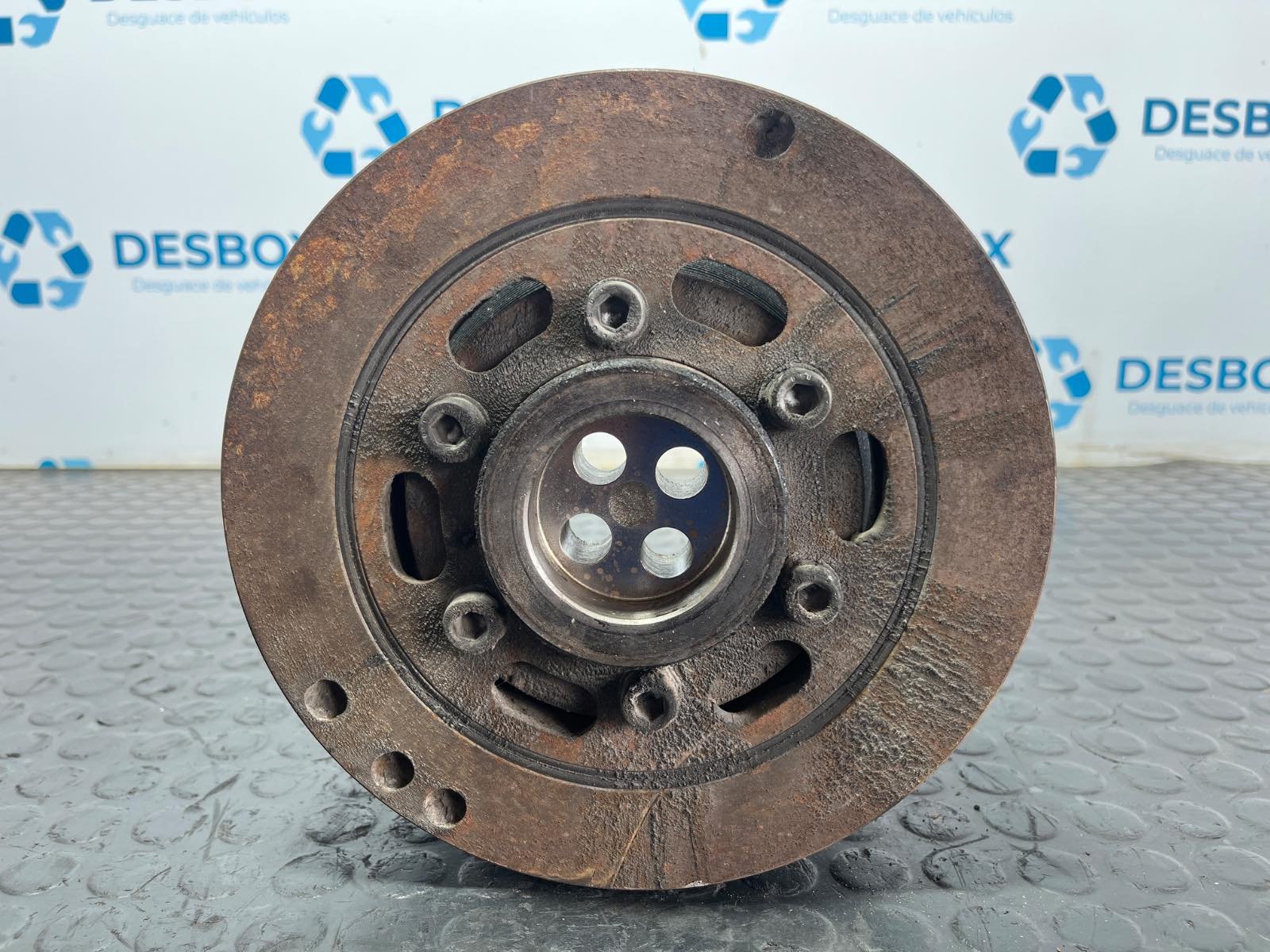 Recambio de POLEA CIGUEÑAL para RENAULT 42AEA10 18008B DCI4CJ01 referencia OEM IAM 5010553748 - BLANCO 3