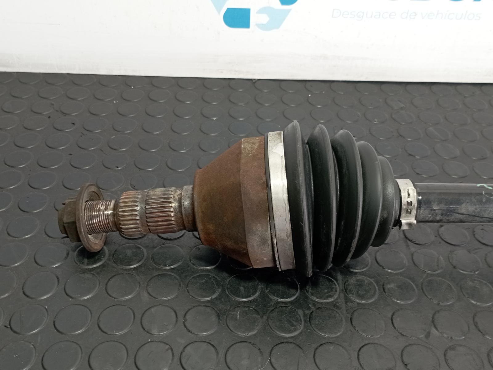 Recambio de TRANSMISION DELANTERA IZQUIERDA para OPEL ASTRA J LIM. * D-A17DTR referencia OEM IAM 13250834 - NEGRO 3