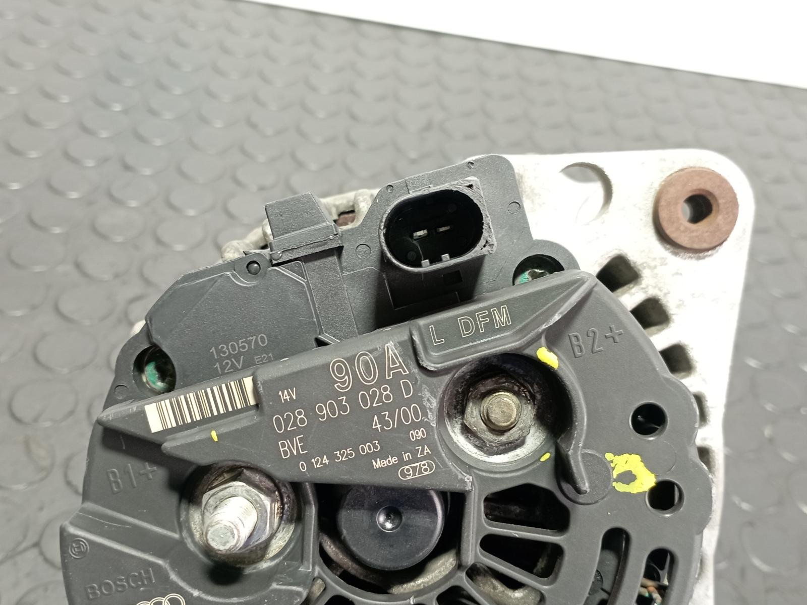 Recambio de ALTERNADOR para SEAT IBIZA (6L1) 1.9 TDI ATD referencia OEM IAM 028903028D - ROJO 3