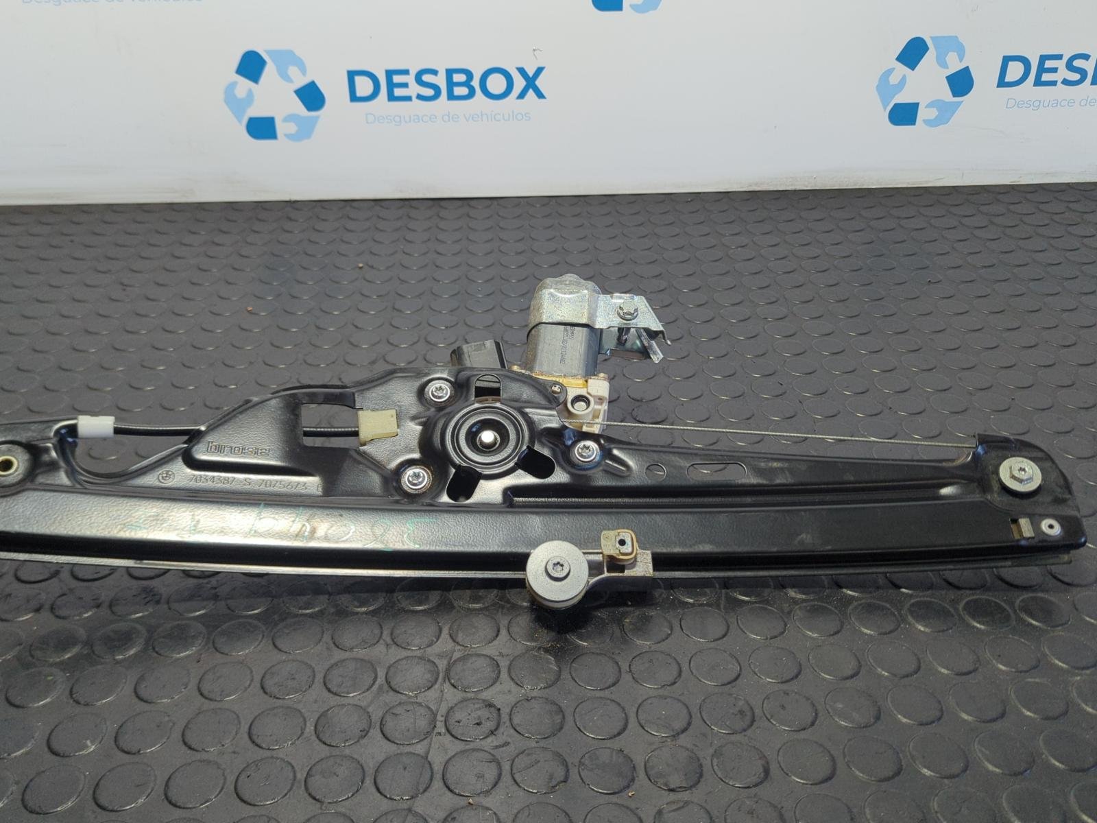 ELEVALUNAS TRASERO IZQUIERDO BMW SERIE 5 TOURING (E61) - recambio desguace