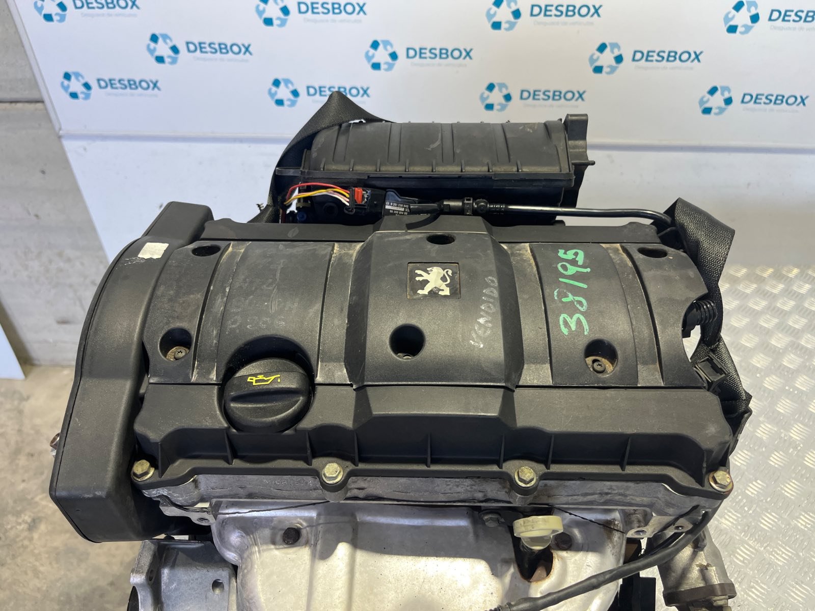 Recambio de MOTOR para PEUGEOT 206 CC 1.6 NFU referencia OEM IAM NFU - GRIS 3