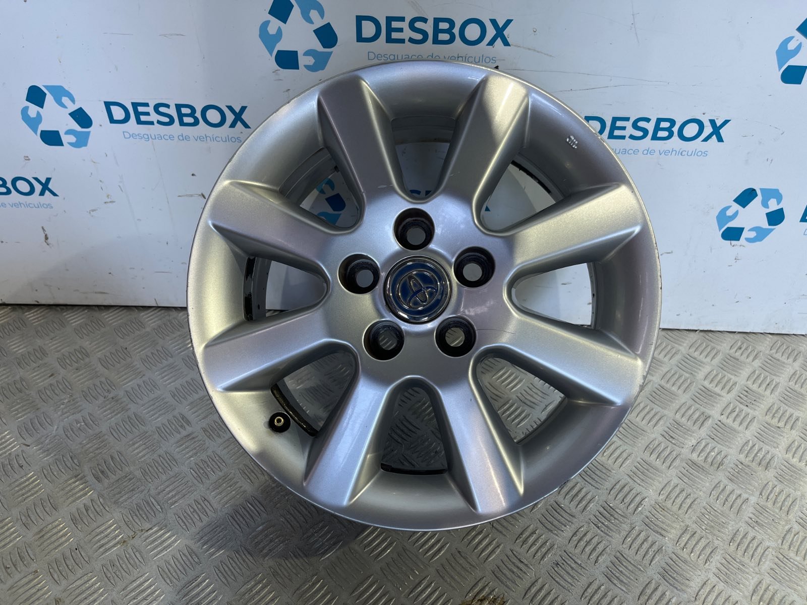 Recambio de JUEGO LLANTAS para TOYOTA AVENSIS BERLINA (T25) 2.2 D-4D Executive Berlina (5-ptas.) 2AD-FTV referencia OEM IAM 1261105230 - GRIS 3