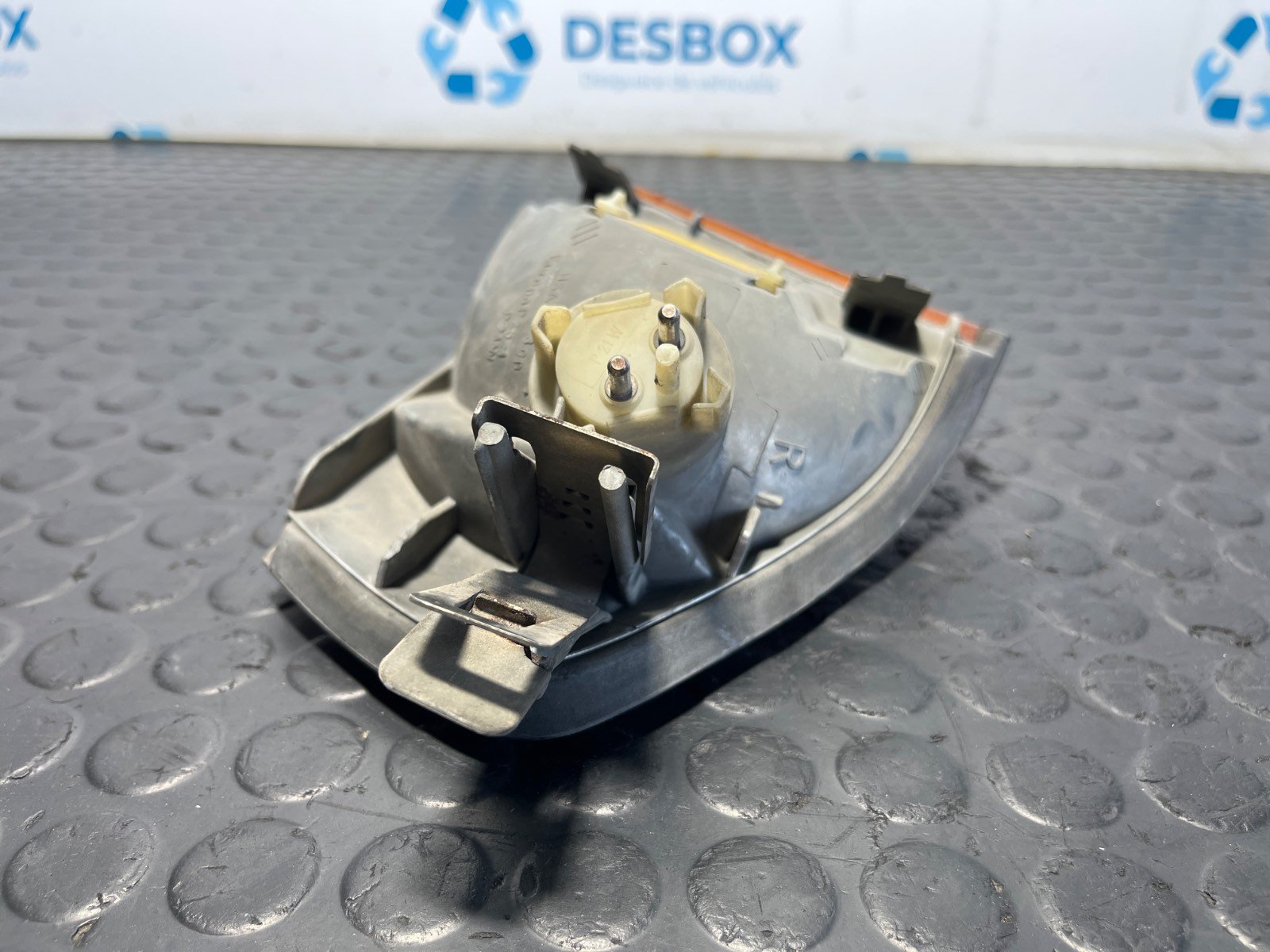 Recambio de PILOTO DELANTERO DERECHO para MERCEDES-BENZ CLASE SL (W129) 500 SL 119960 referencia OEM IAM 1305231048 - VERDE 5