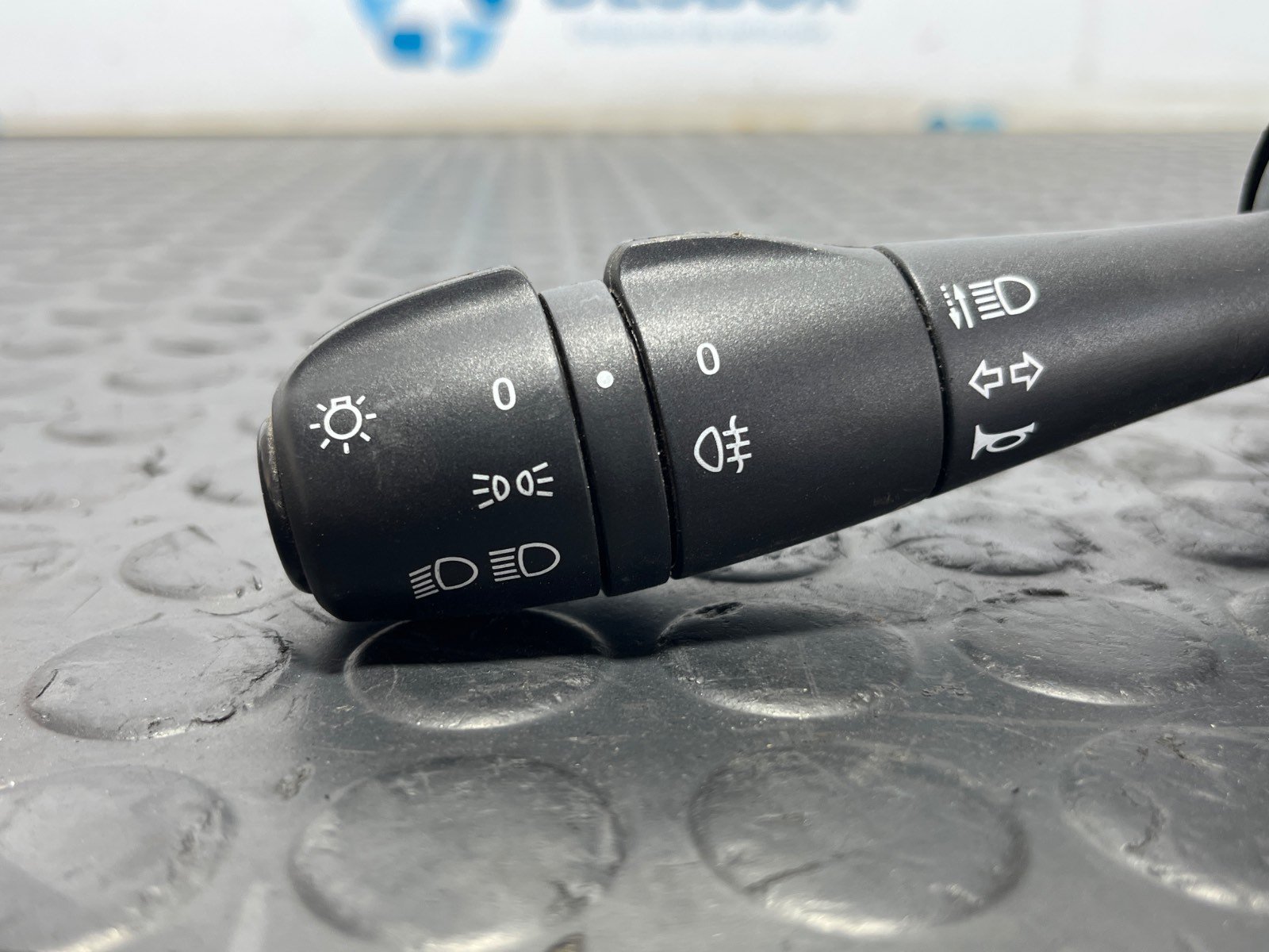 MANDO LUCES DACIA SANDERO - recambio desguace - vista 2