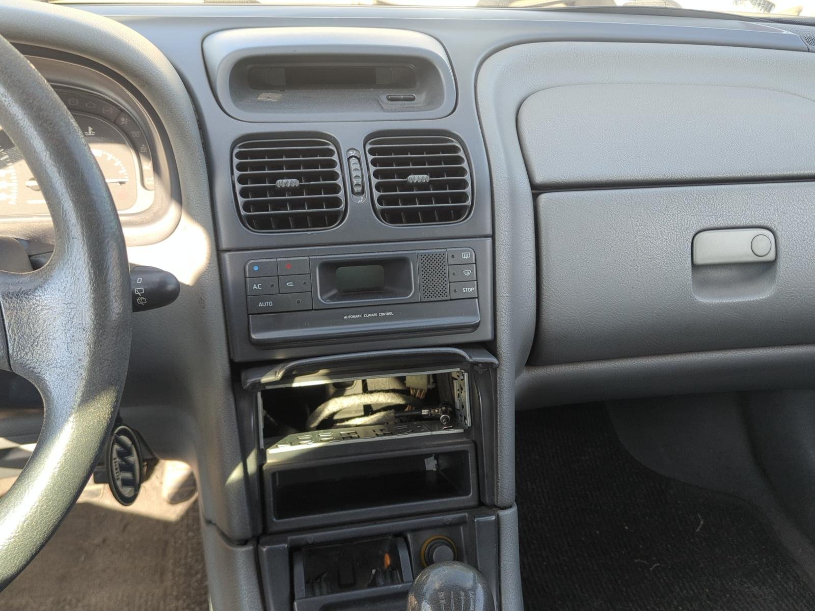 CERRADURA PUERTA DELANTERA DERECHA RENAULT LAGUNA (B56) - recambio desguace - vista 10
