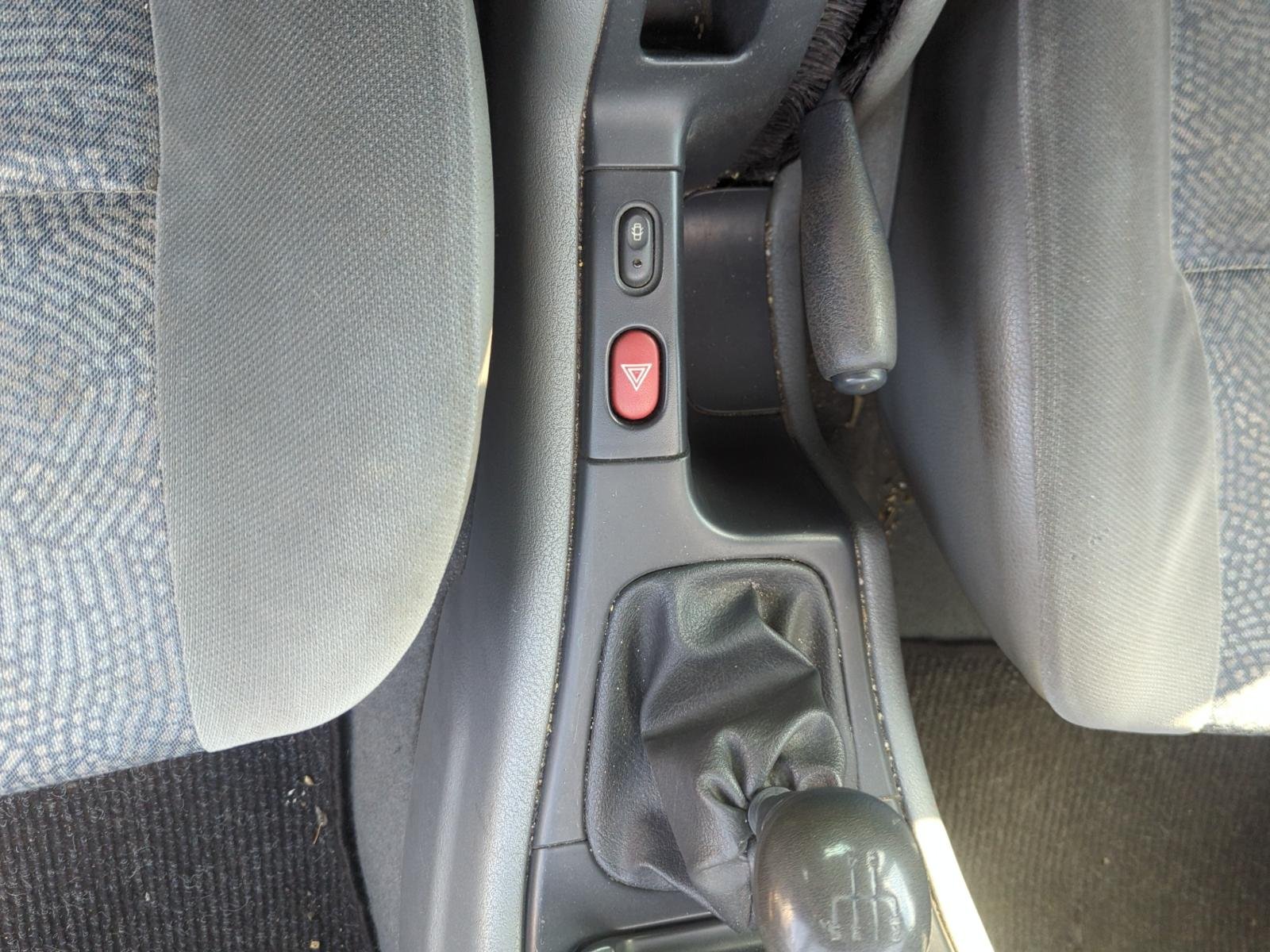 CERRADURA PUERTA DELANTERA DERECHA RENAULT LAGUNA (B56) - recambio desguace - vista 18