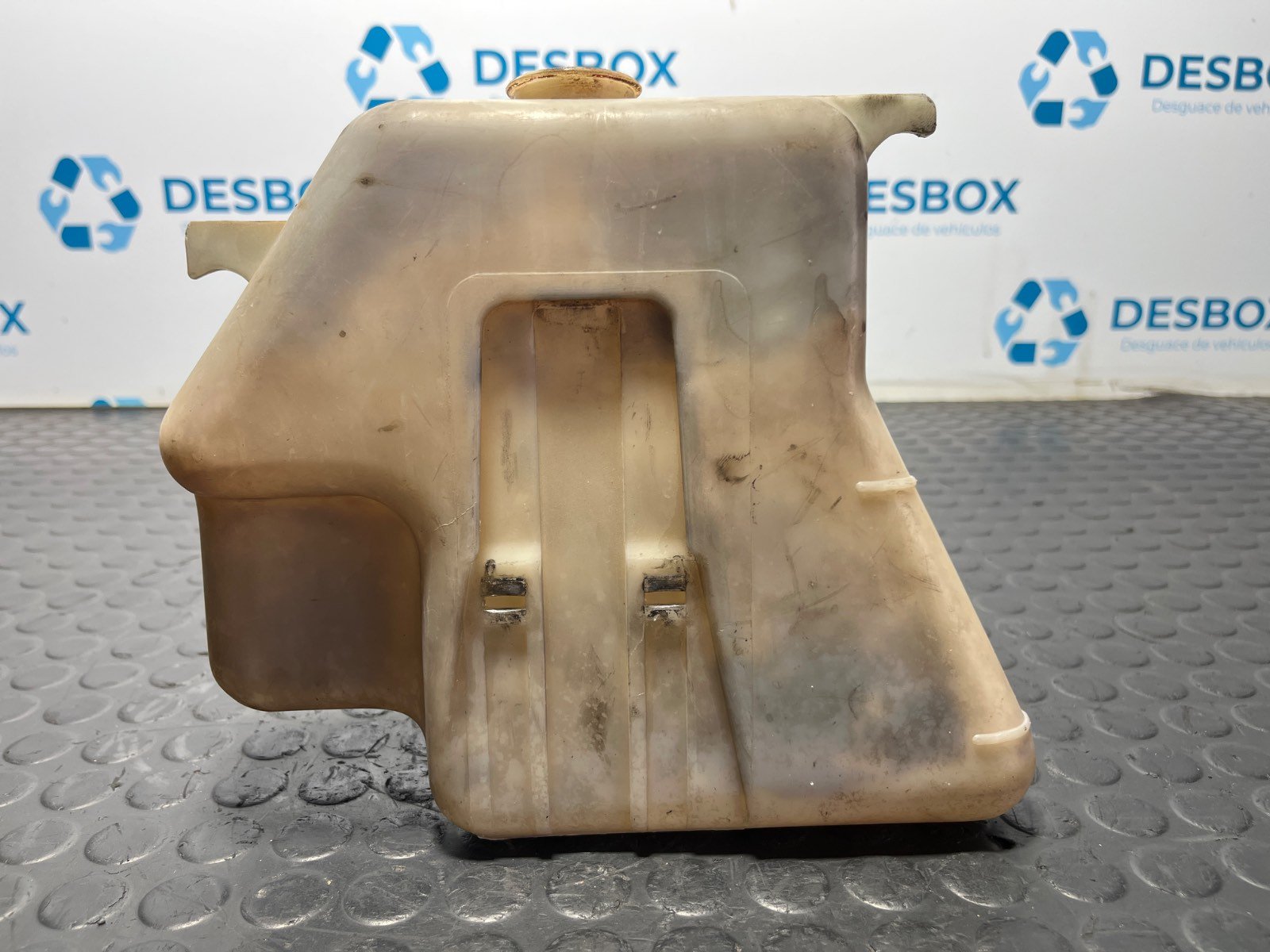 DEPOSITO EXPANSION TOYOTA LAND CRUISER HDJ80 - recambio desguace - vista 2