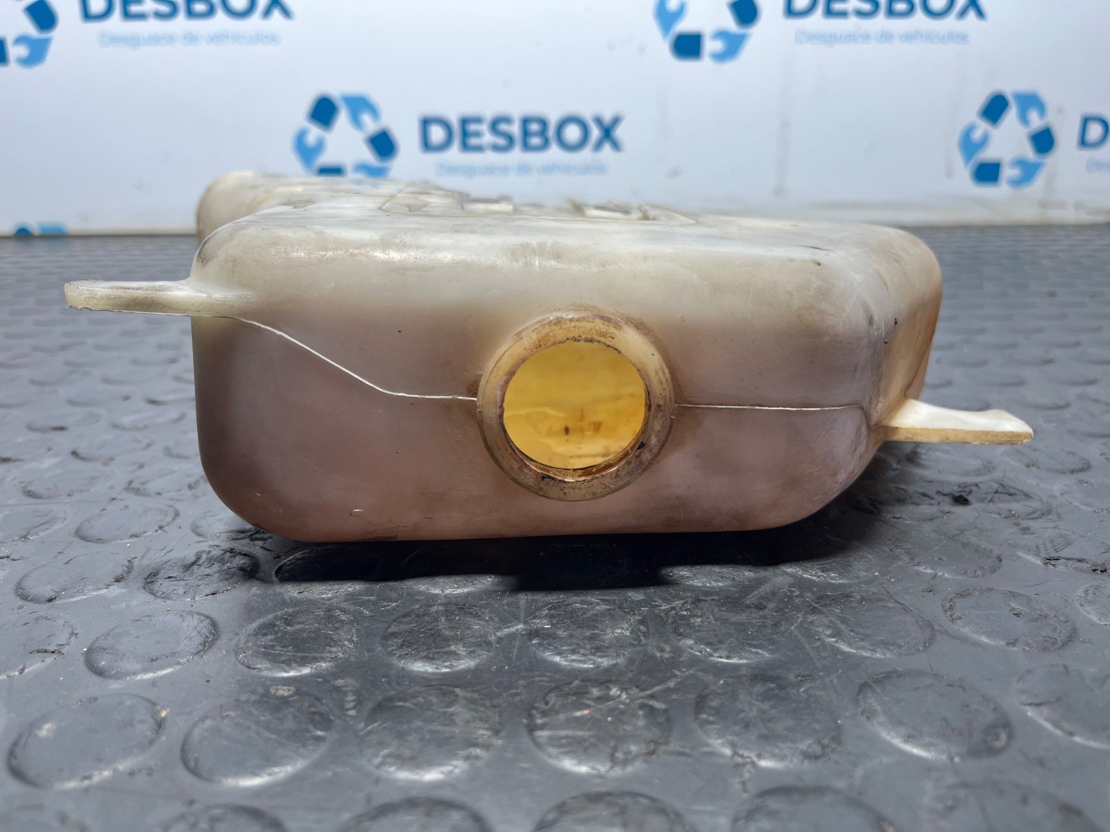DEPOSITO EXPANSION TOYOTA LAND CRUISER HDJ80 - recambio desguace - vista 3