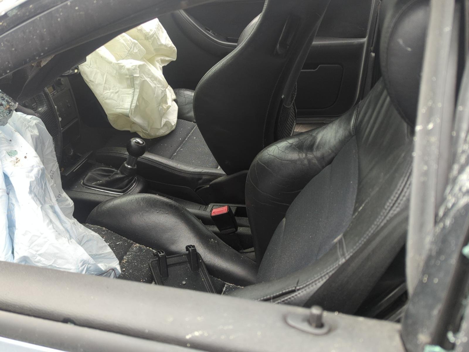 CAJA CAMBIOS AUDI A3 (8L) - recambio desguace - vista 4