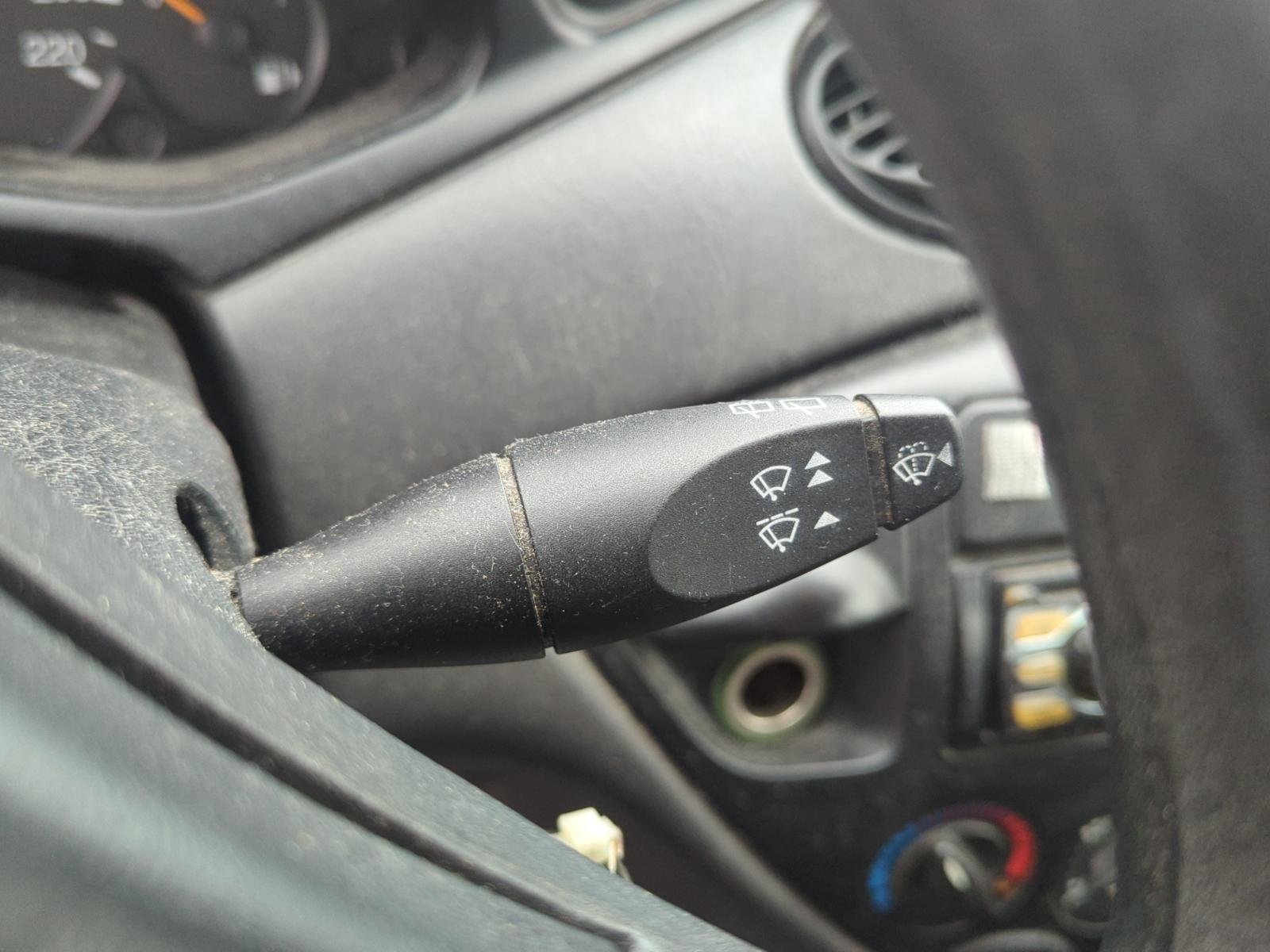 CERRADURA PUERTA DELANTERA DERECHA FORD FOCUS I Turnier - recambio desguace - vista 8